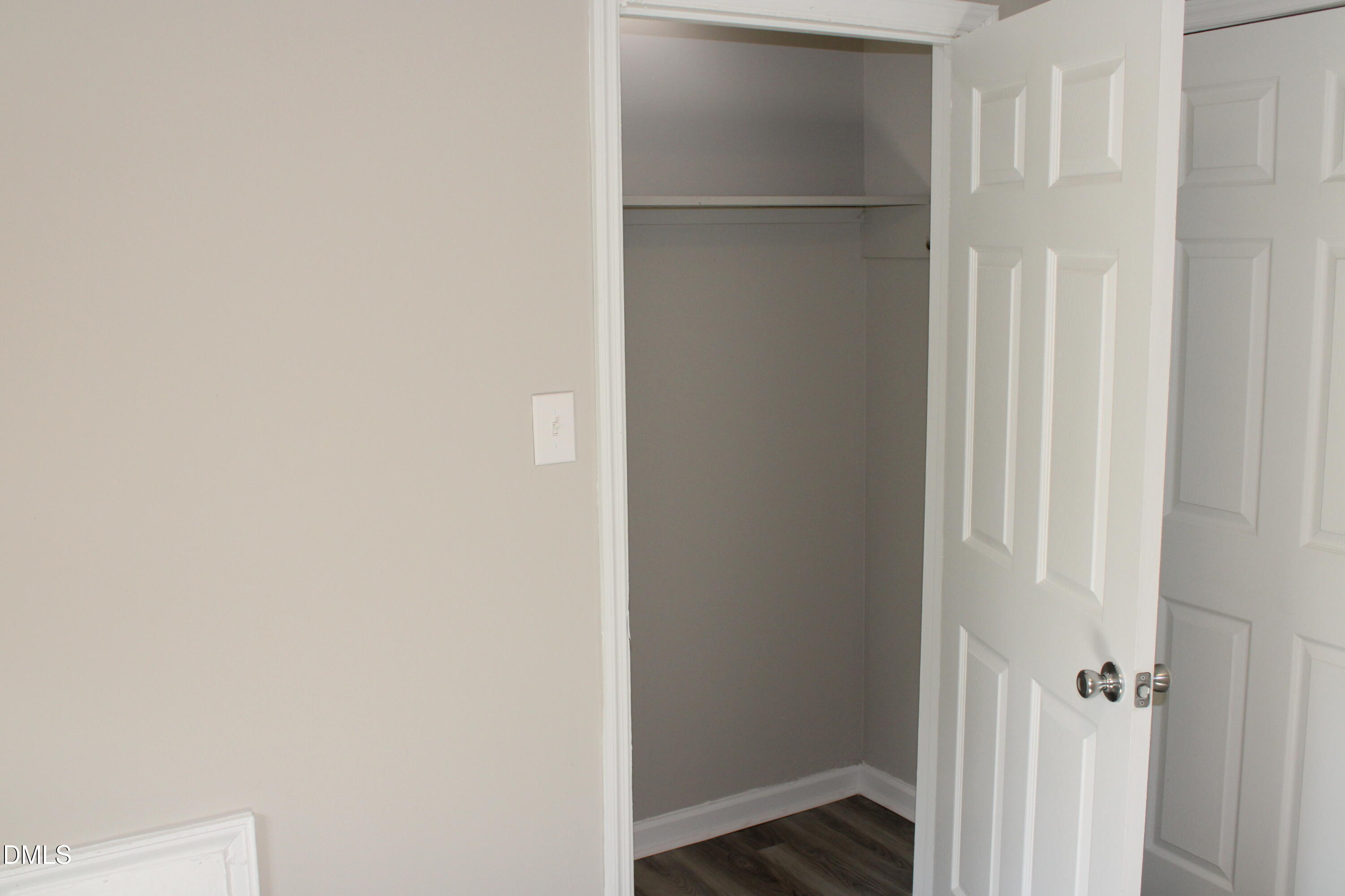 1120 Drew Street Property Photo 26