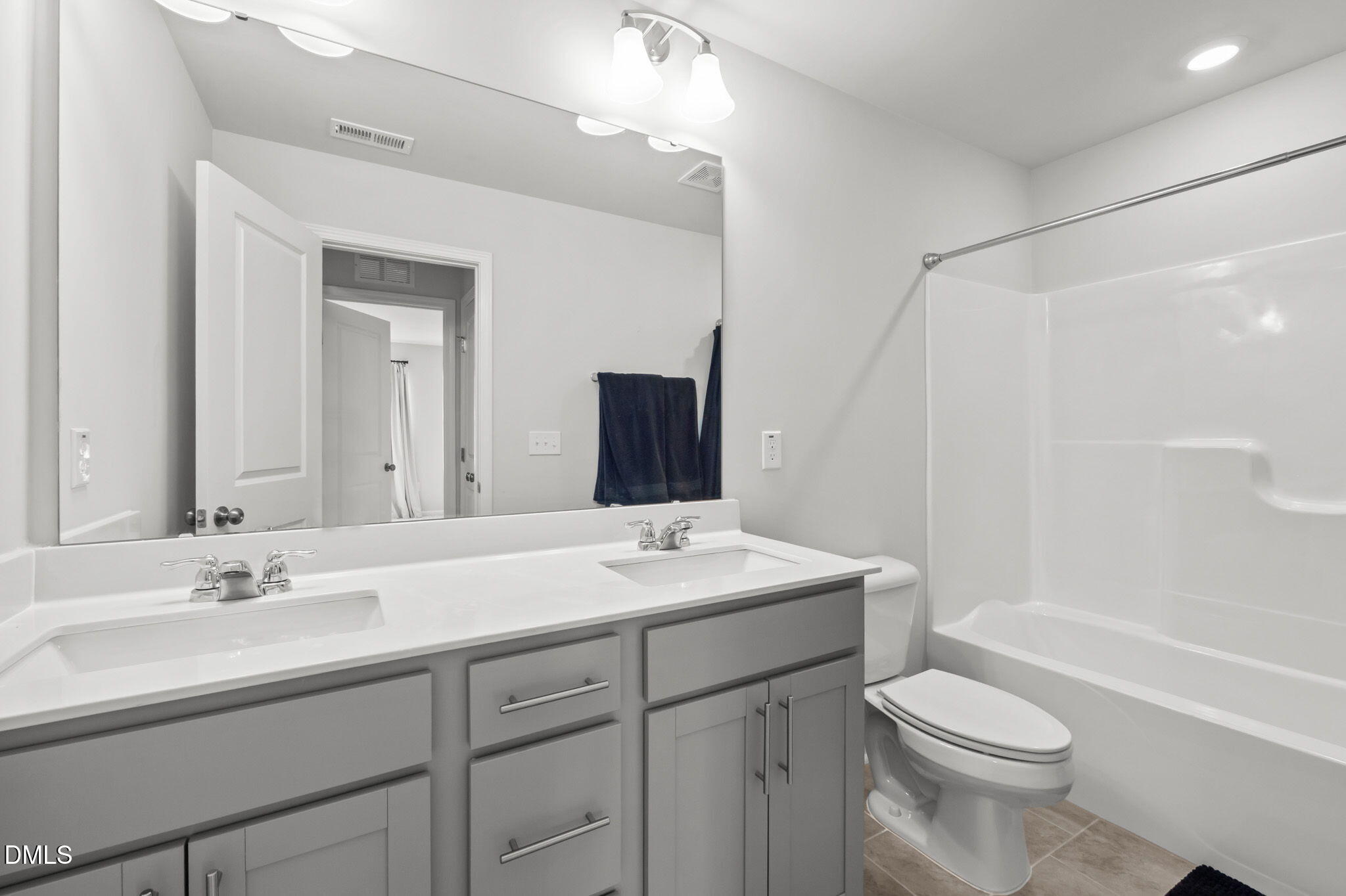 5923 Woodlawn Drive Property Photo 23