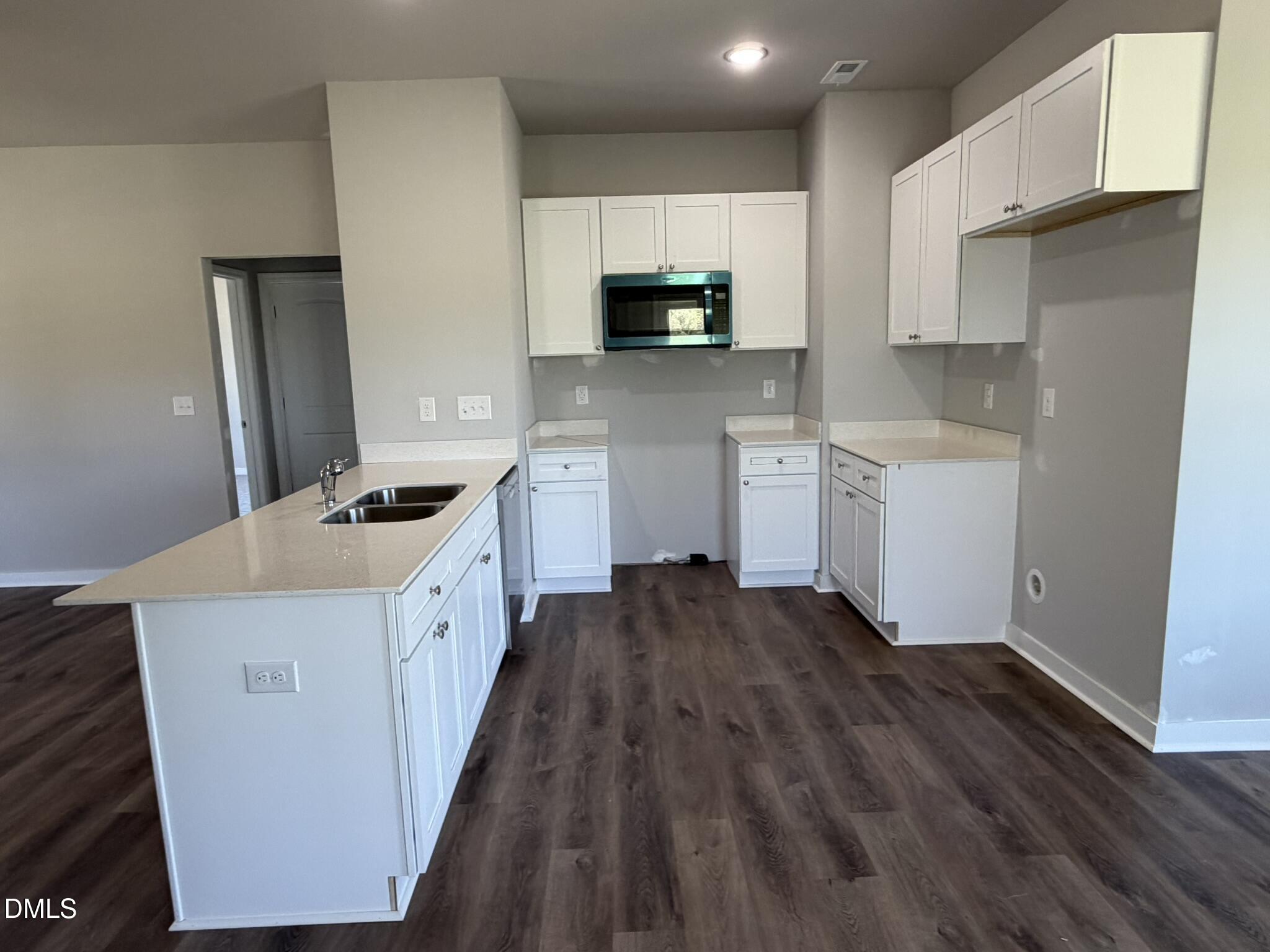 25 Jacobs Ridge Drive Property Photo 4