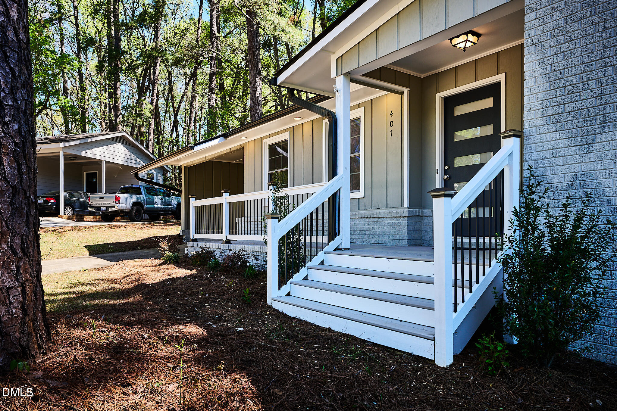 104 Wallis Court Property Photo 3