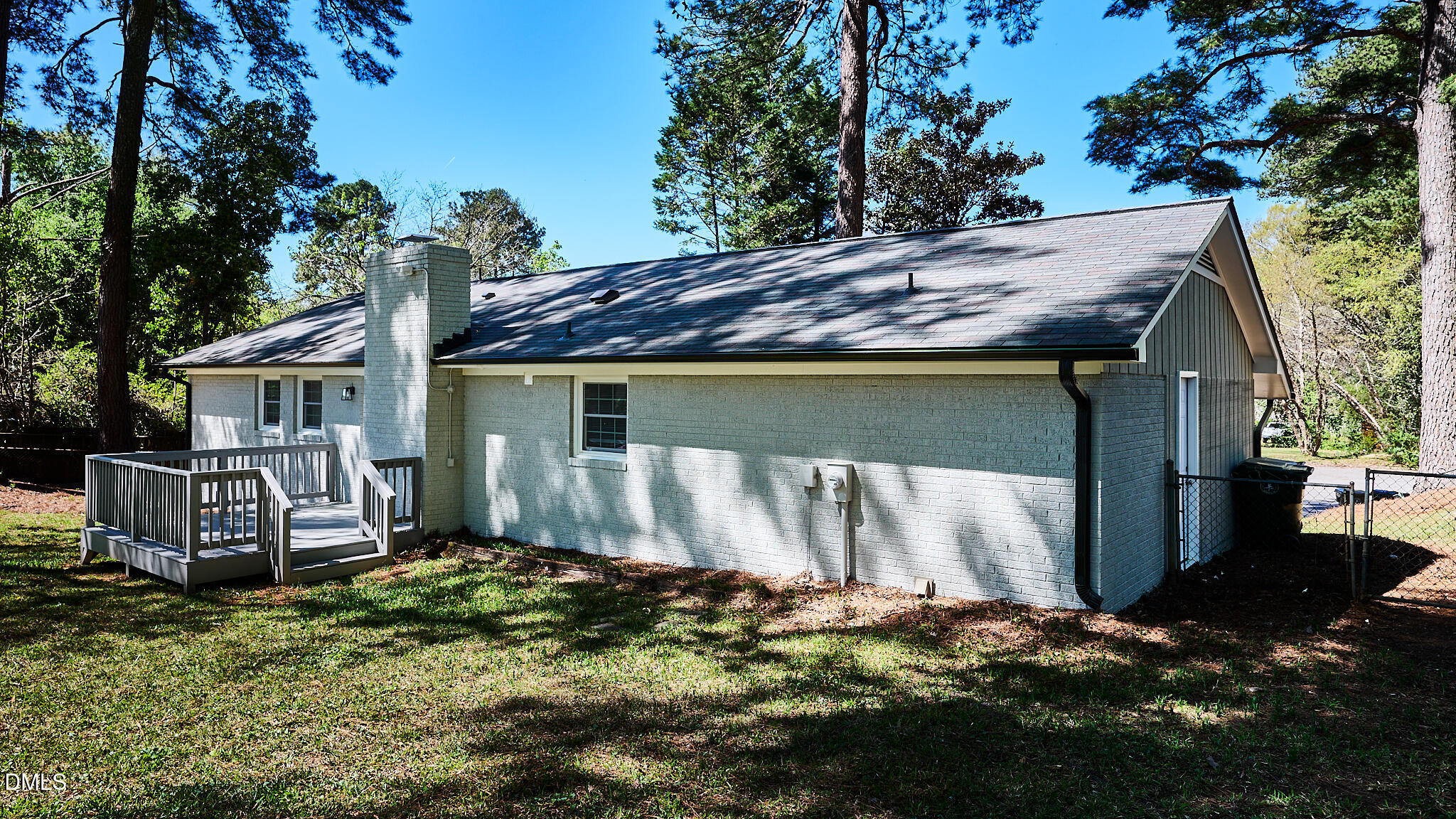 104 Wallis Court Property Photo 5