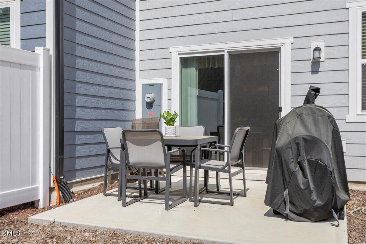 2113 Rockface Way Property Photo 23