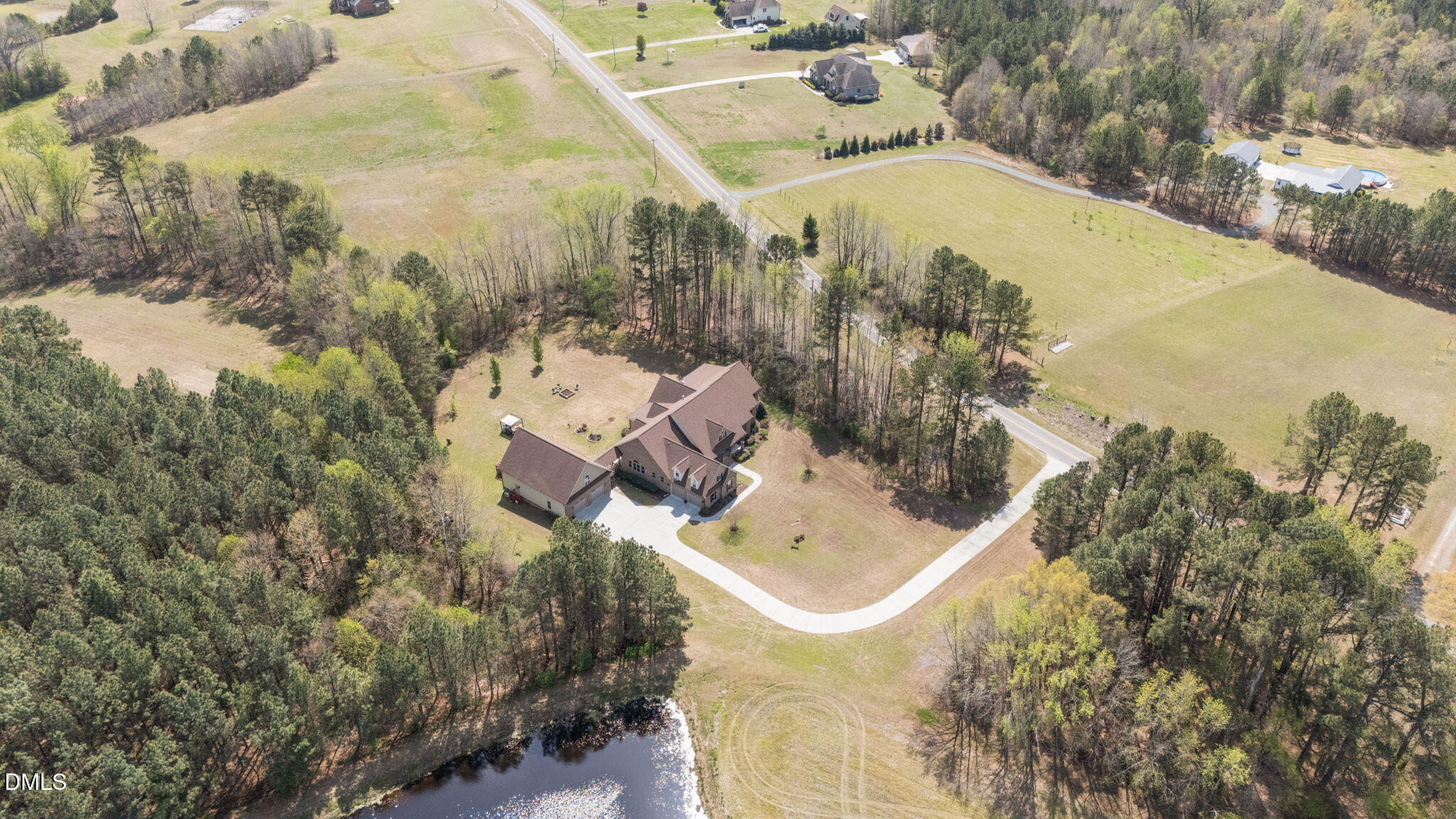 2983 Hallie Burnette Road Property Photo 1