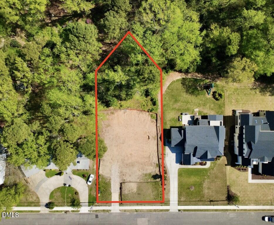 4312 Lambeth Drive Property Photo 3