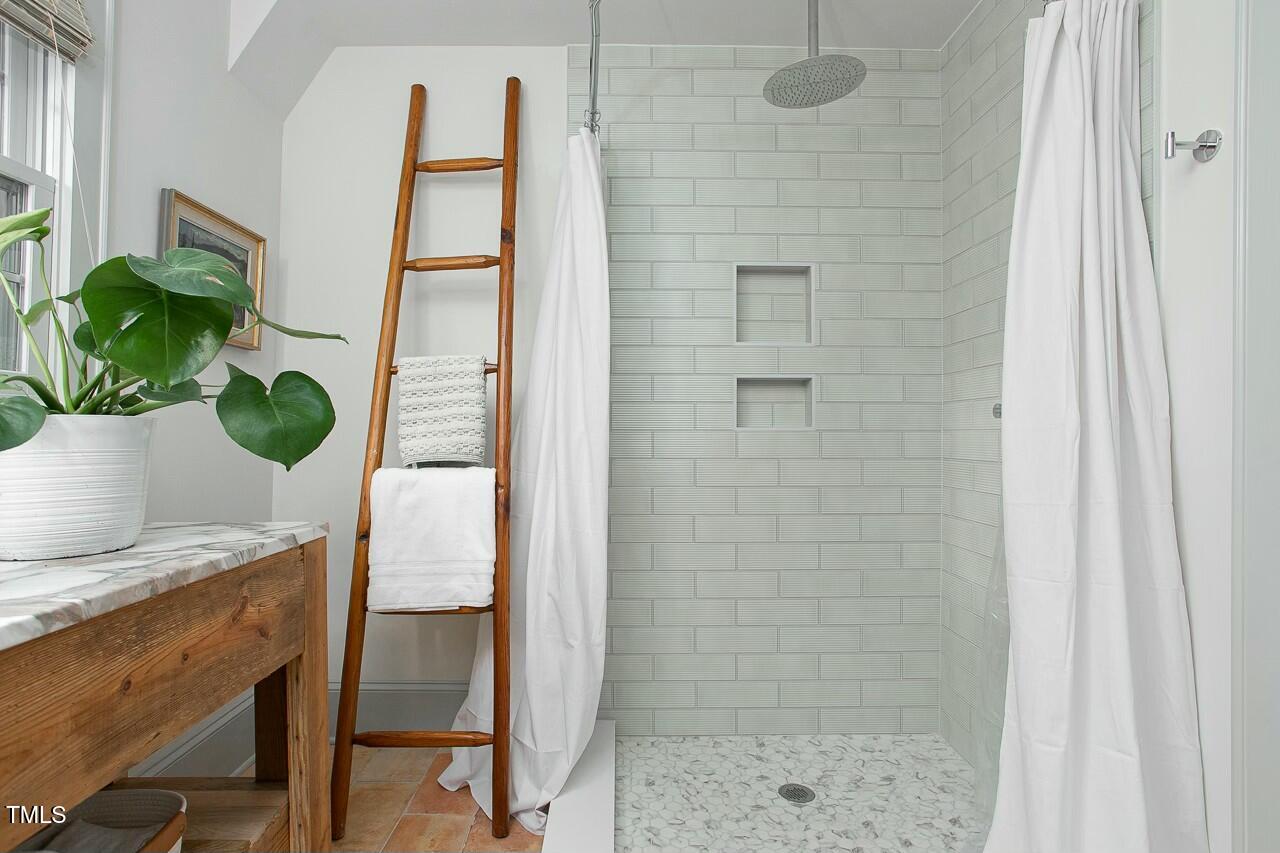 821 N Buchanan Boulevard C Property Photo 23
