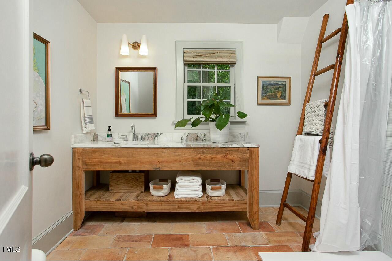 821 N Buchanan Boulevard C Property Photo 25
