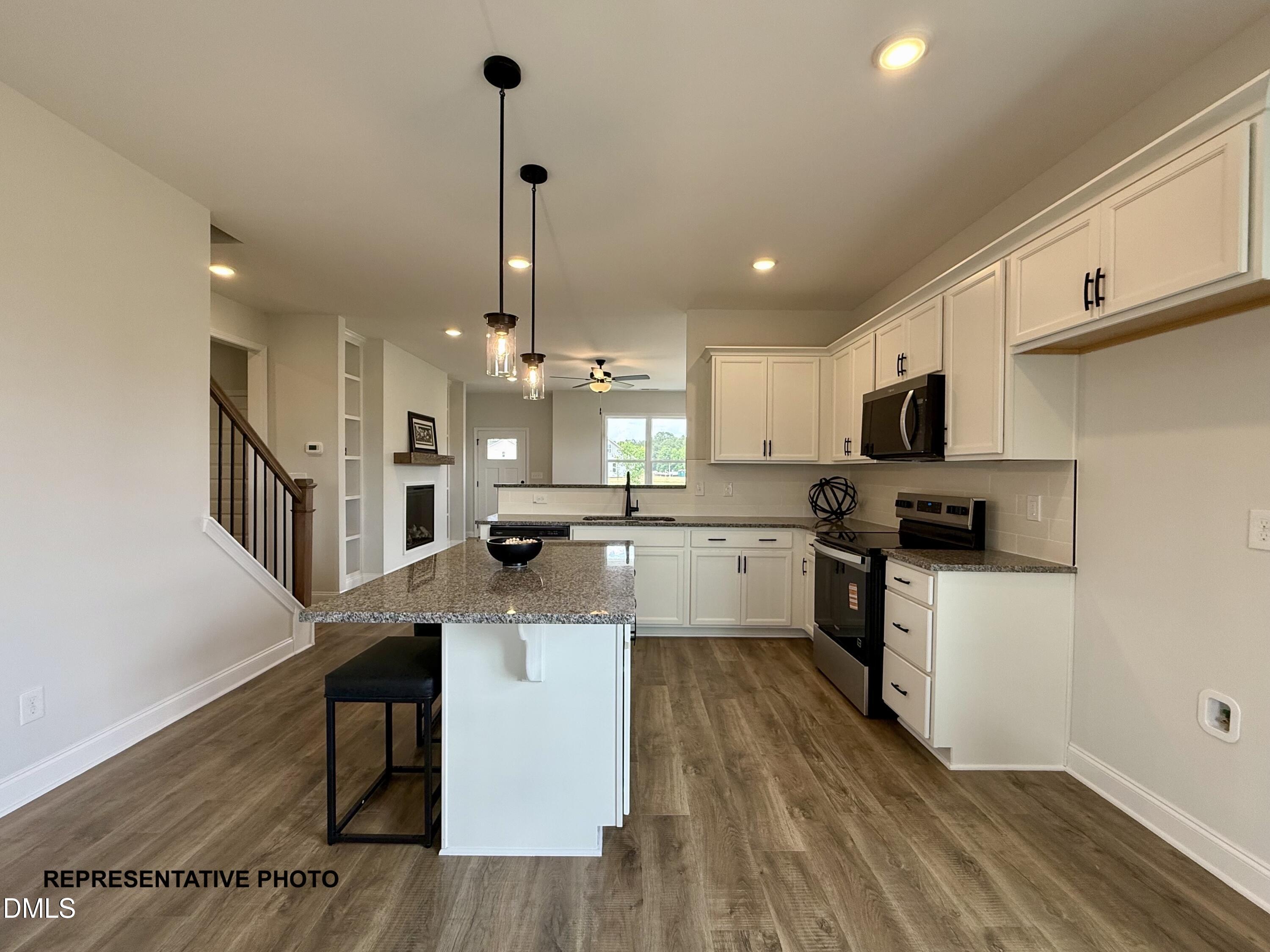 129 Cinnabar Street Property Photo 3
