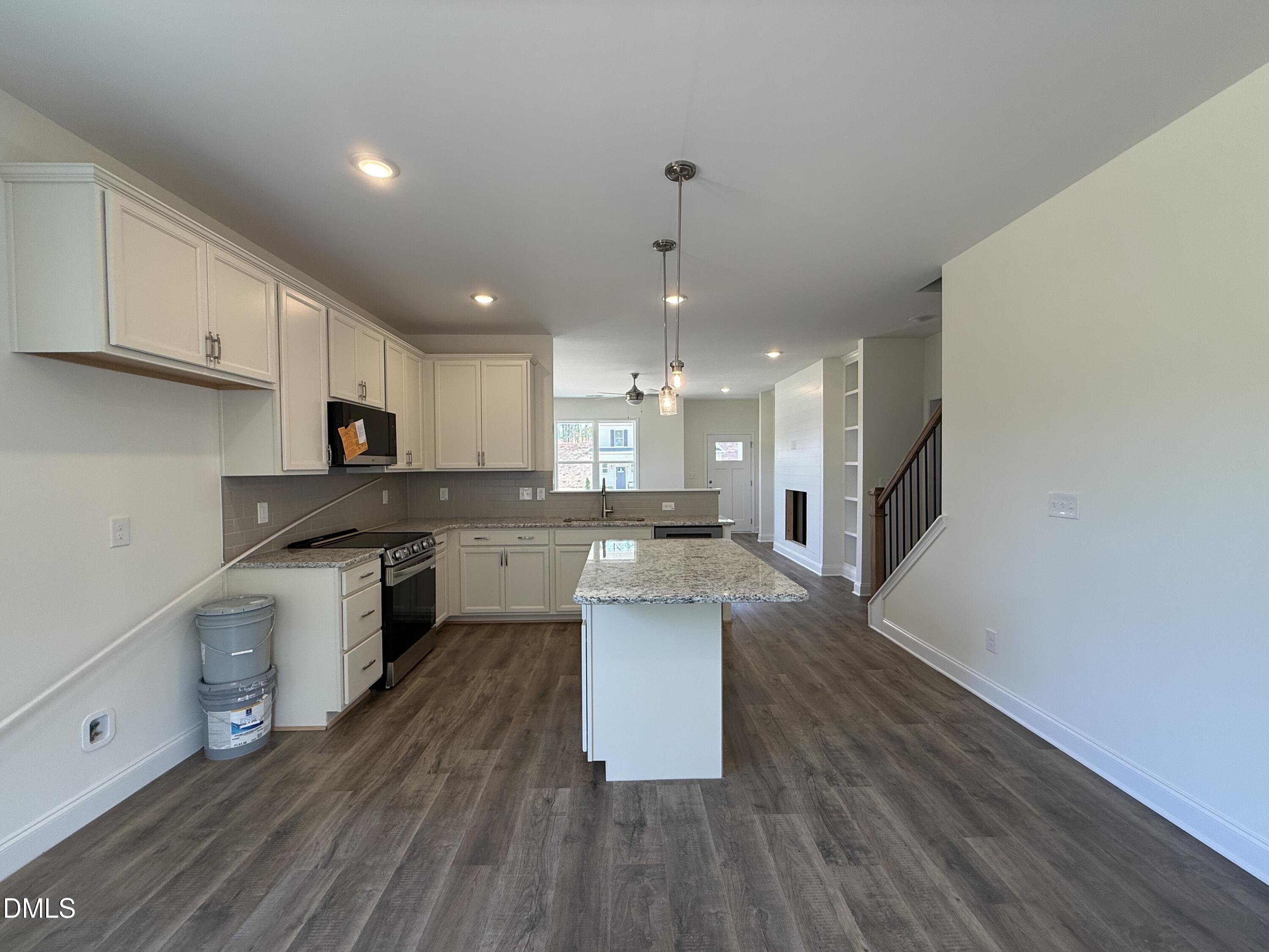 129 Cinnabar Street Property Photo 5