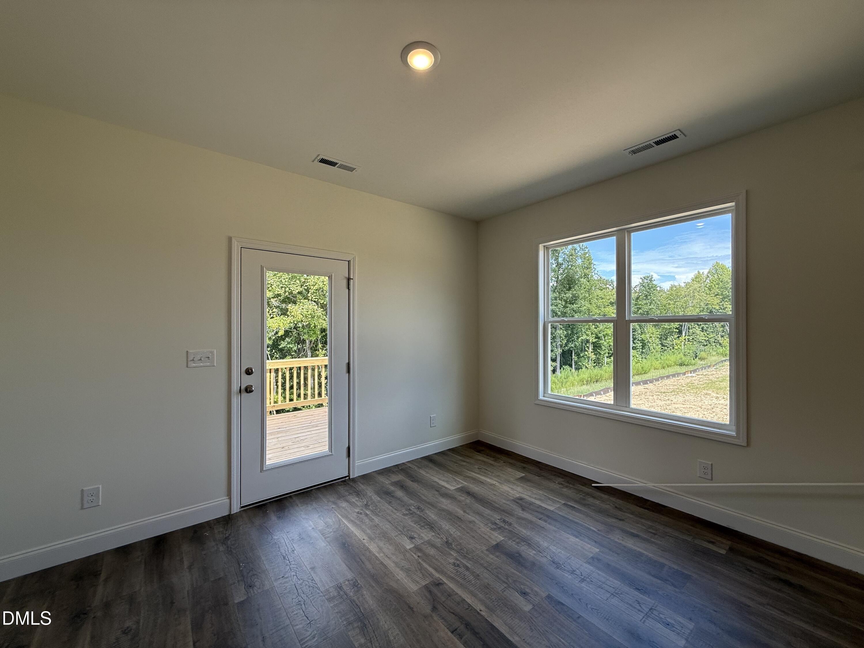 129 Cinnabar Street Property Photo 6