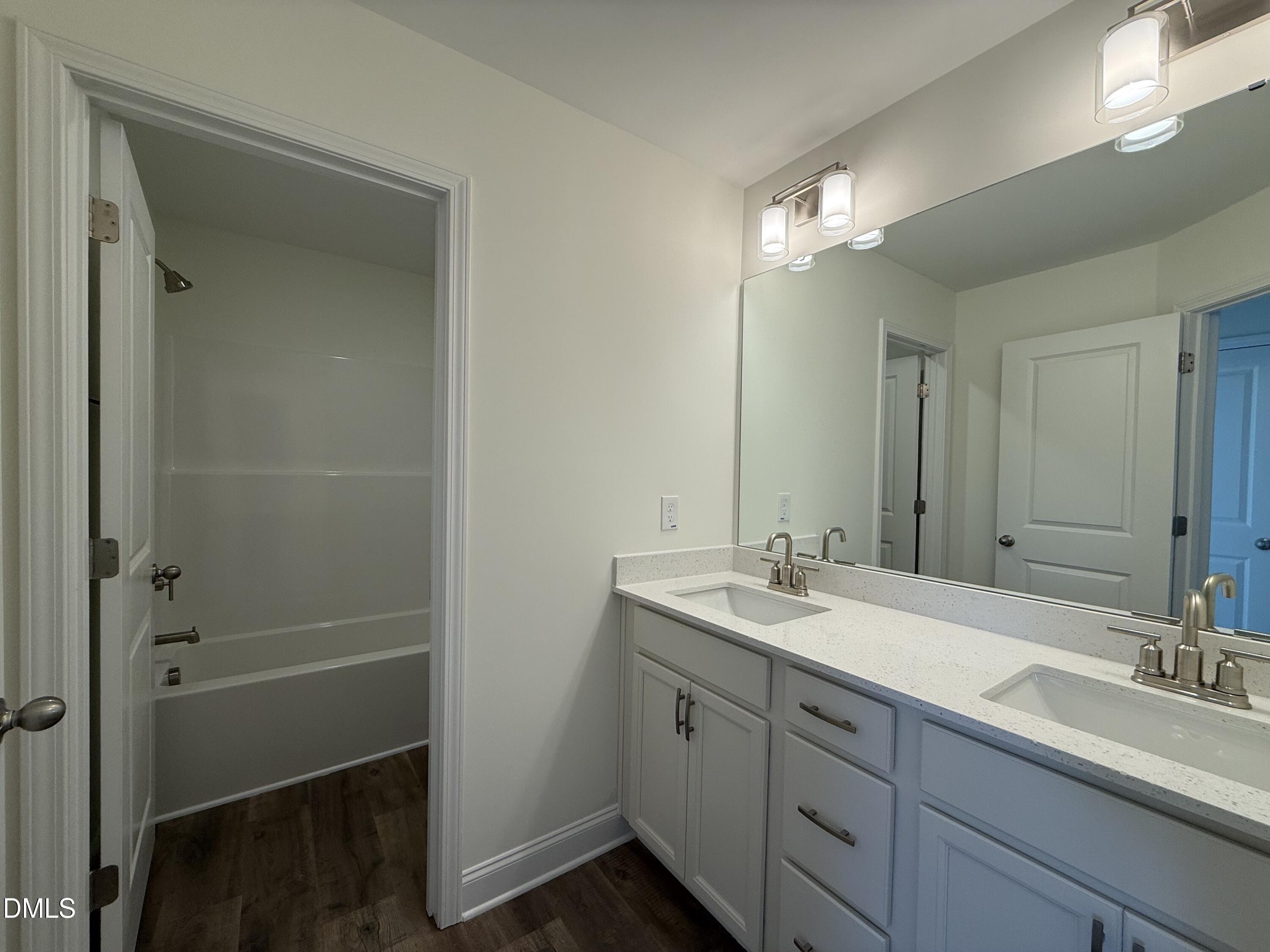 129 Cinnabar Street Property Photo 13