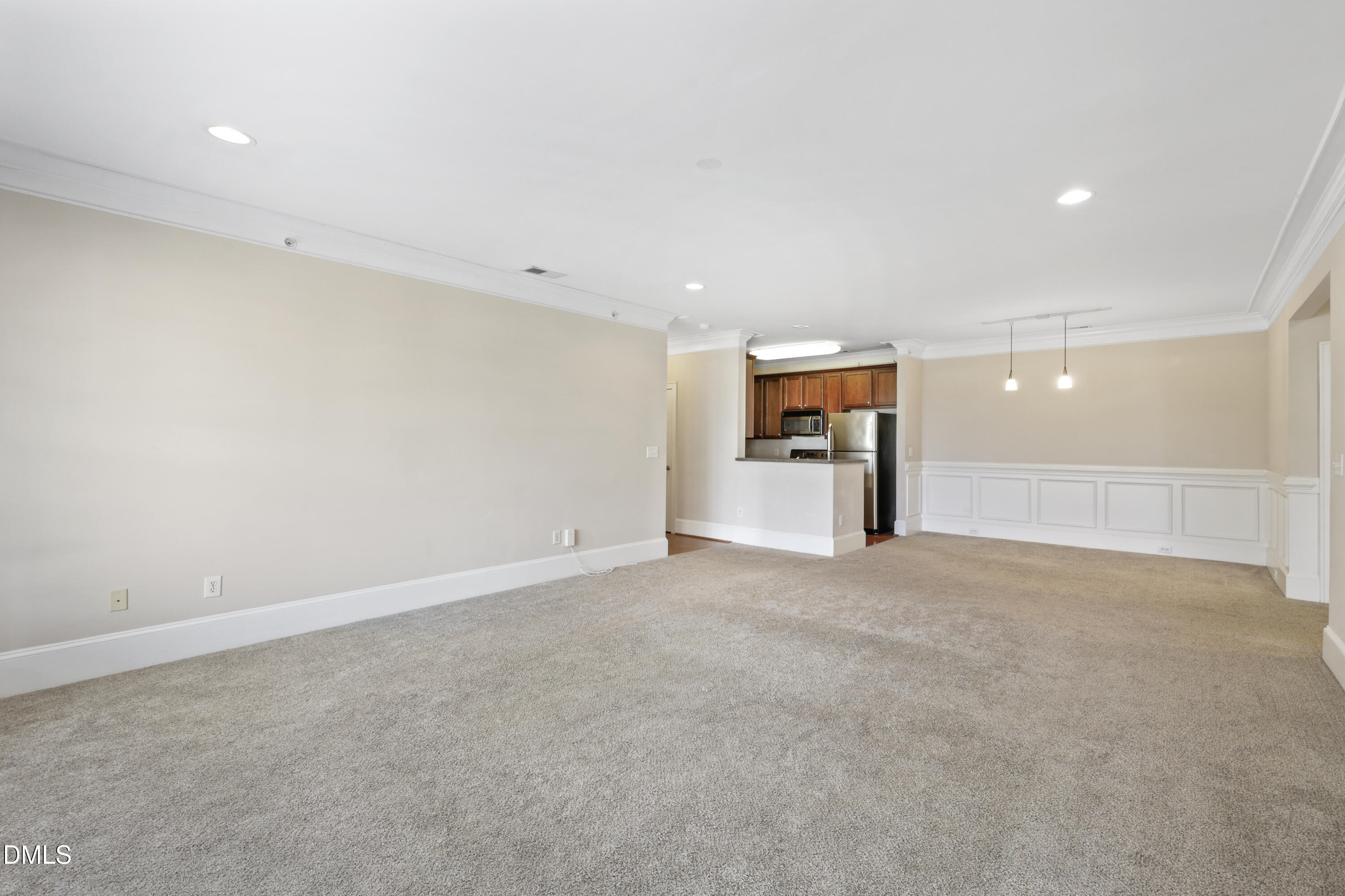 623 Waterford Lake Drive Property Photo 8