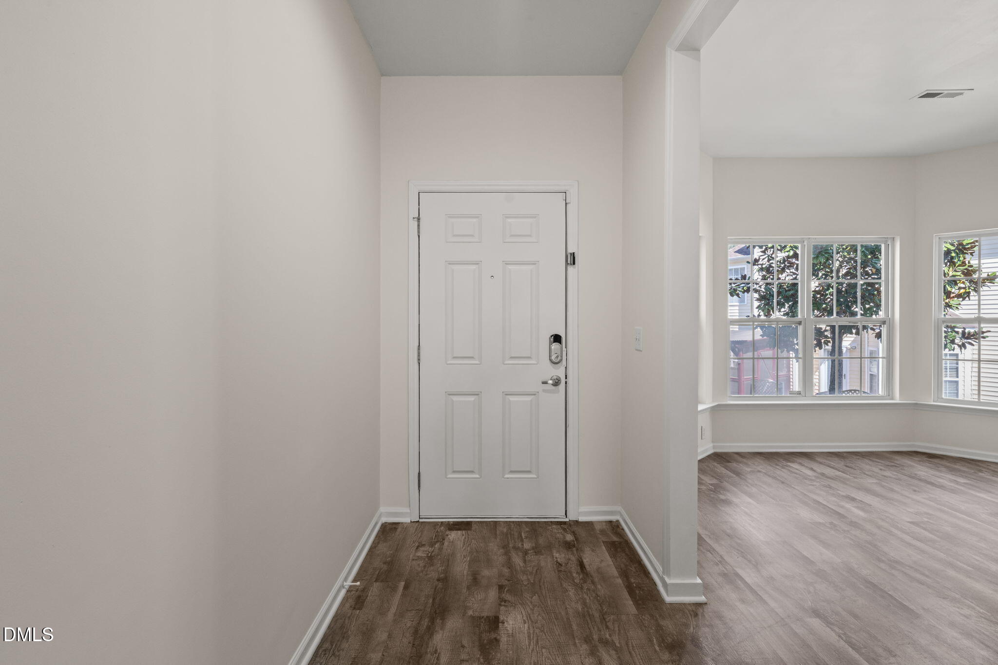 3207 Geary Trail Property Photo 4