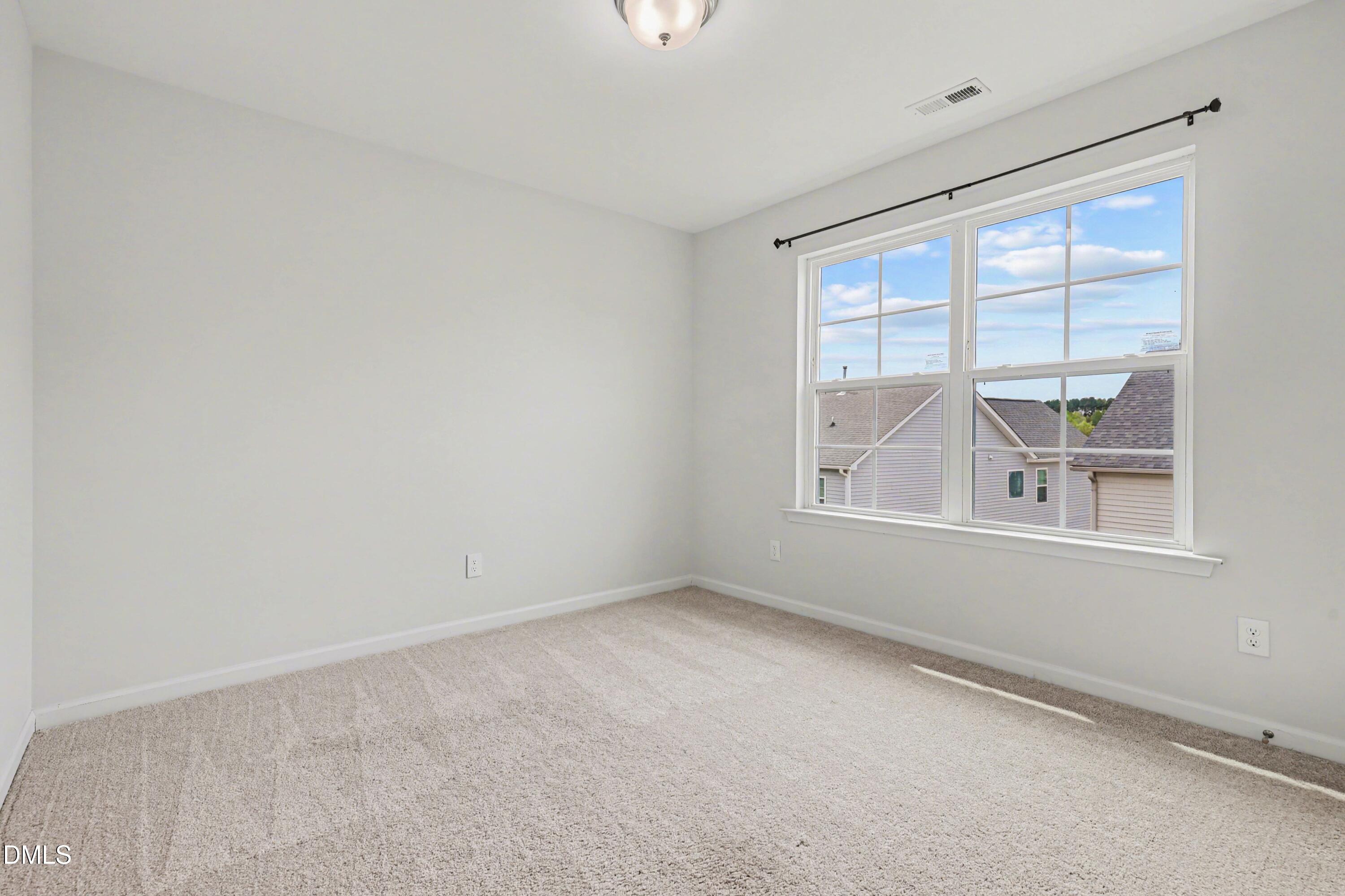 2011 Magnolia Tree Lane Property Photo 41