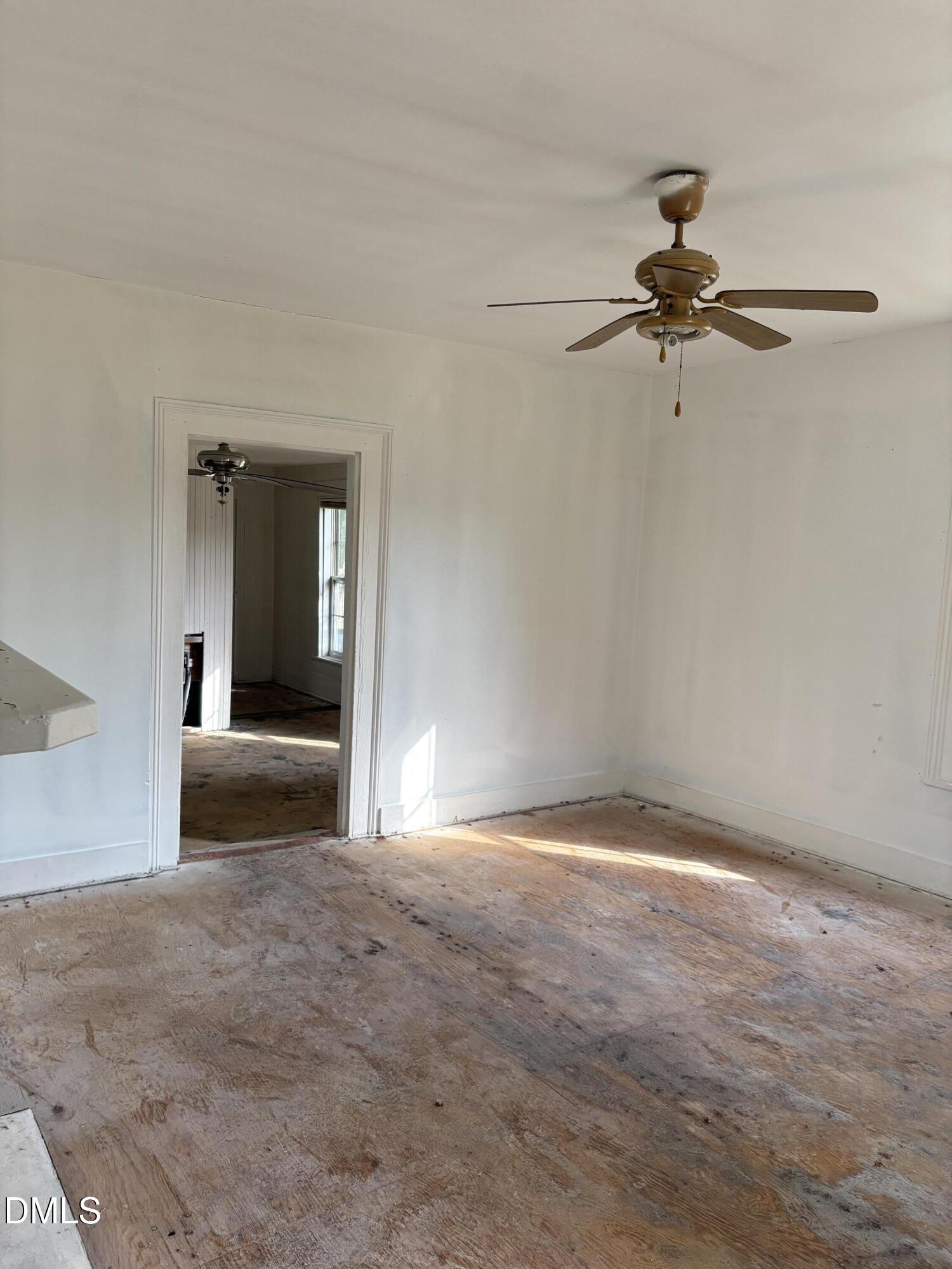 122 E Main Street Property Photo 12