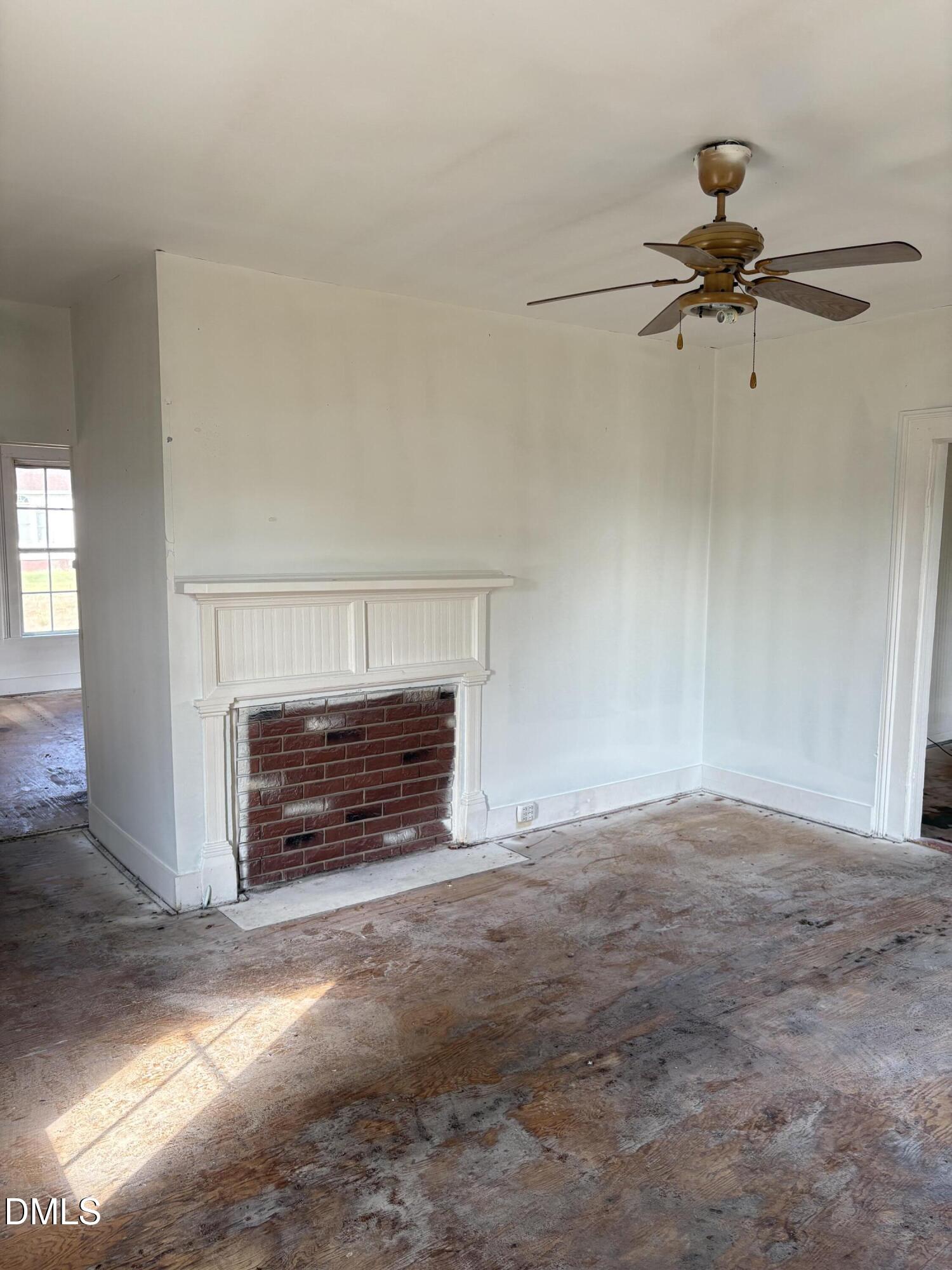 122 E Main Street Property Photo 13