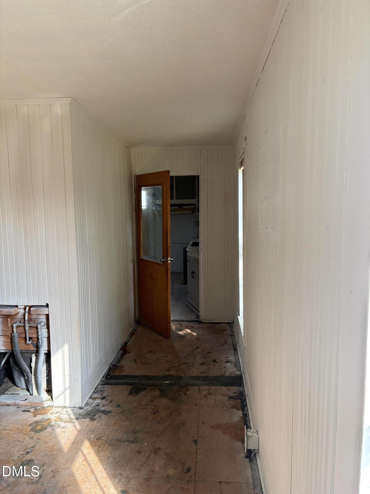 122 E Main Street Property Photo 16