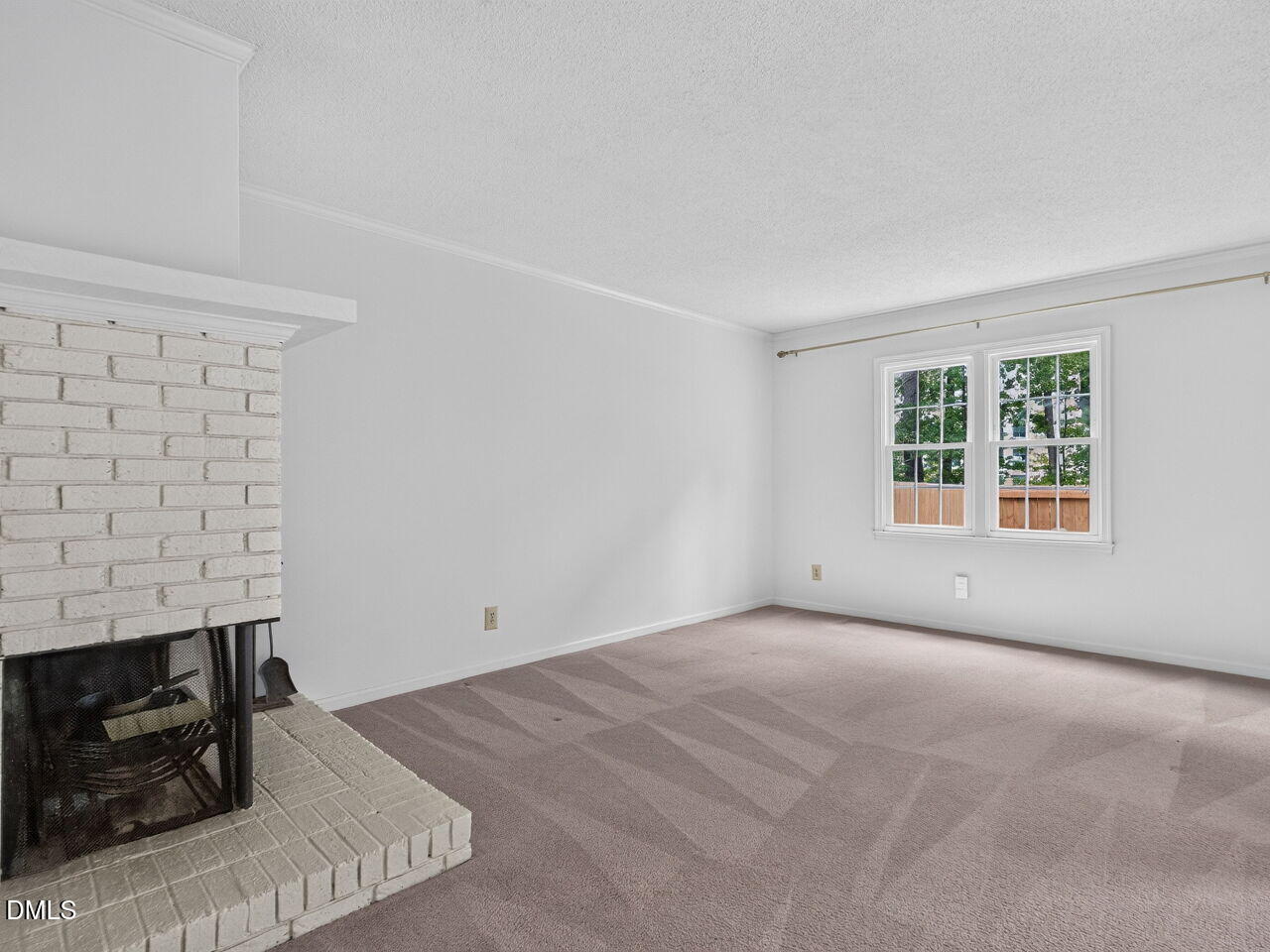833 Kensington Drive Property Photo 11
