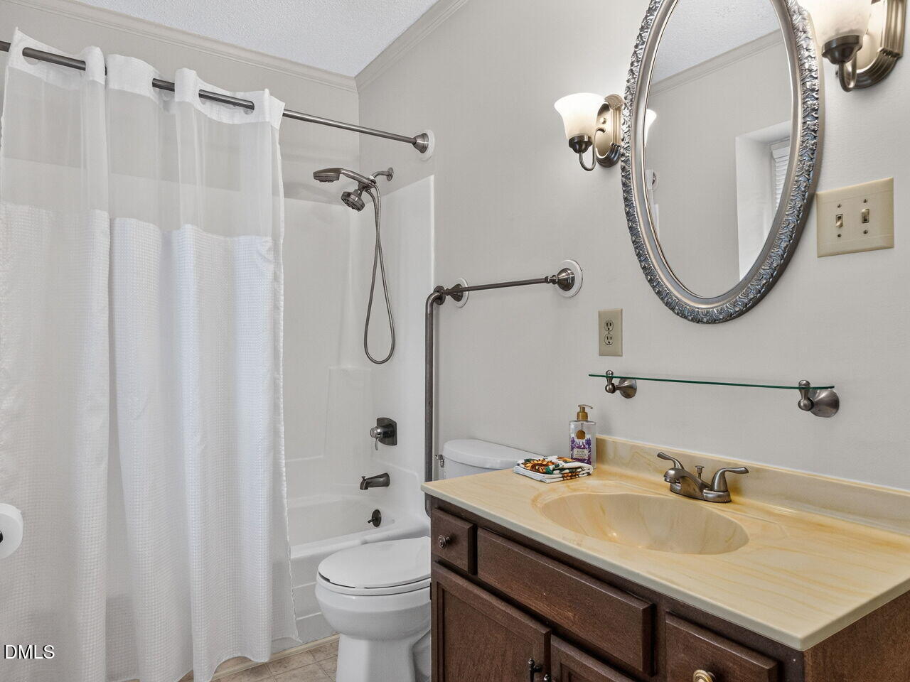 833 Kensington Drive Property Photo 20