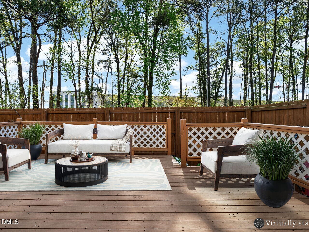 833 Kensington Drive Property Photo 23
