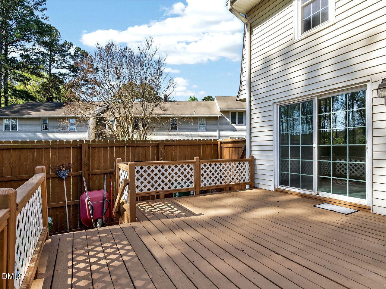 833 Kensington Drive Property Photo 25
