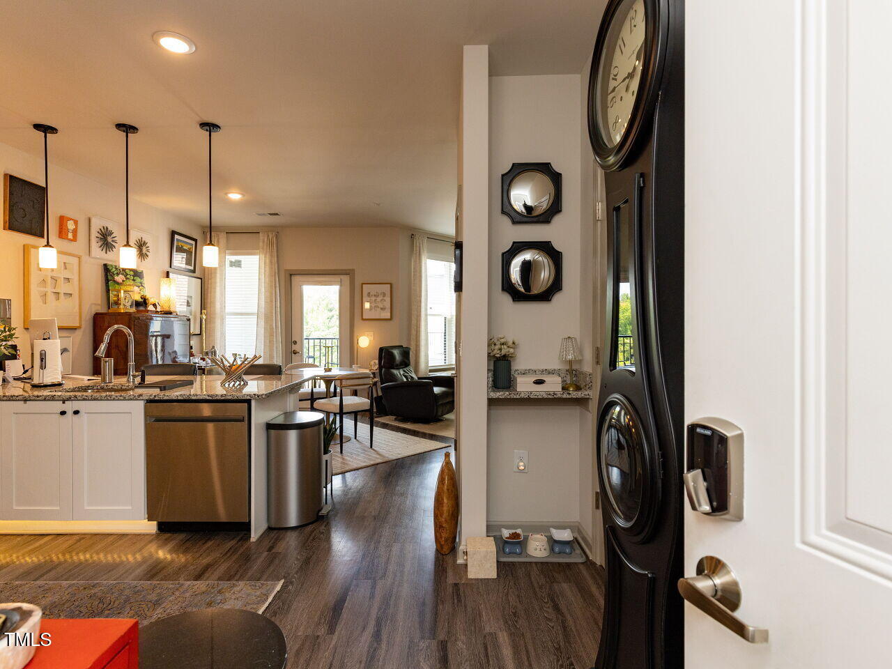 2217 Gathering Square Court Property Photo 2