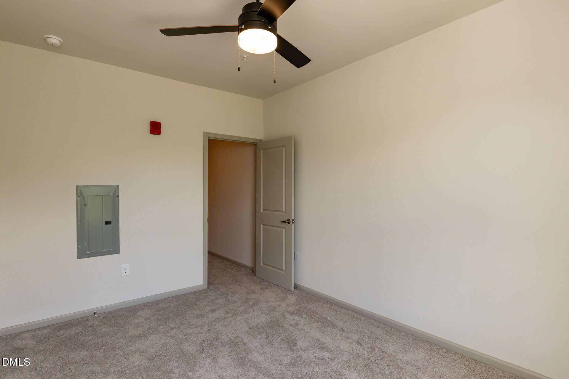 2418 Gathering Square Court Property Photo 13