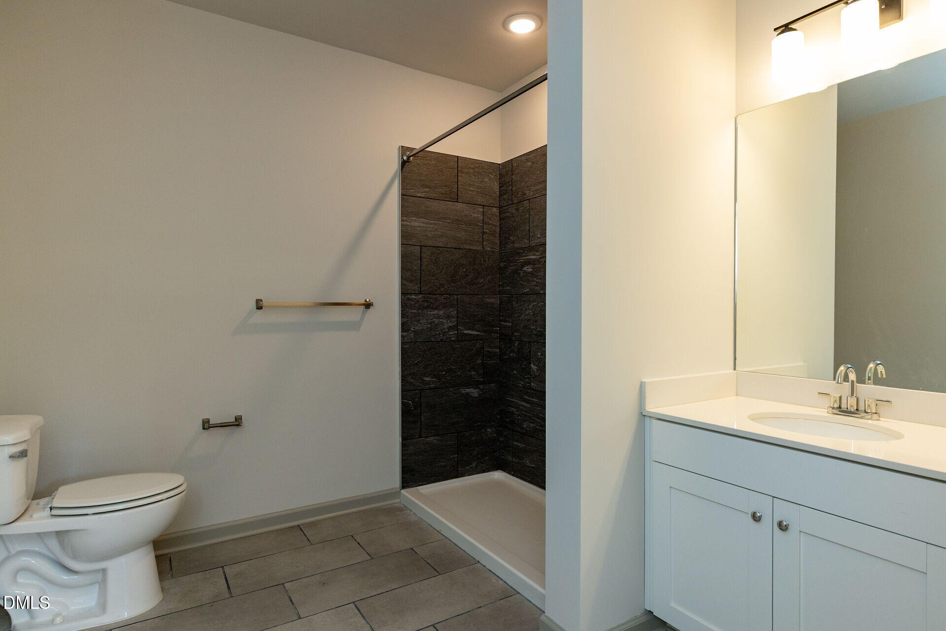 2418 Gathering Square Court Property Photo 19