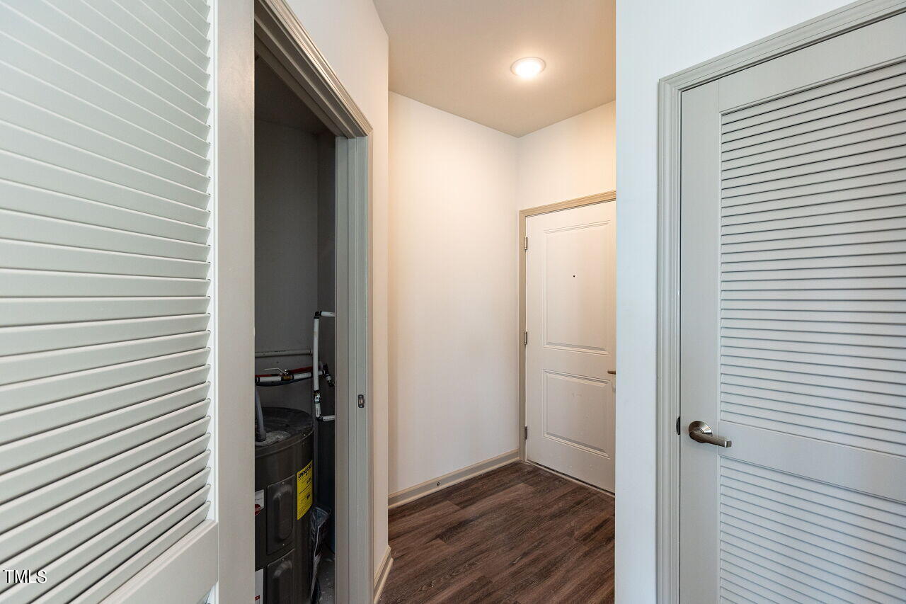 2314 Gathering Sq Court Property Photo 7