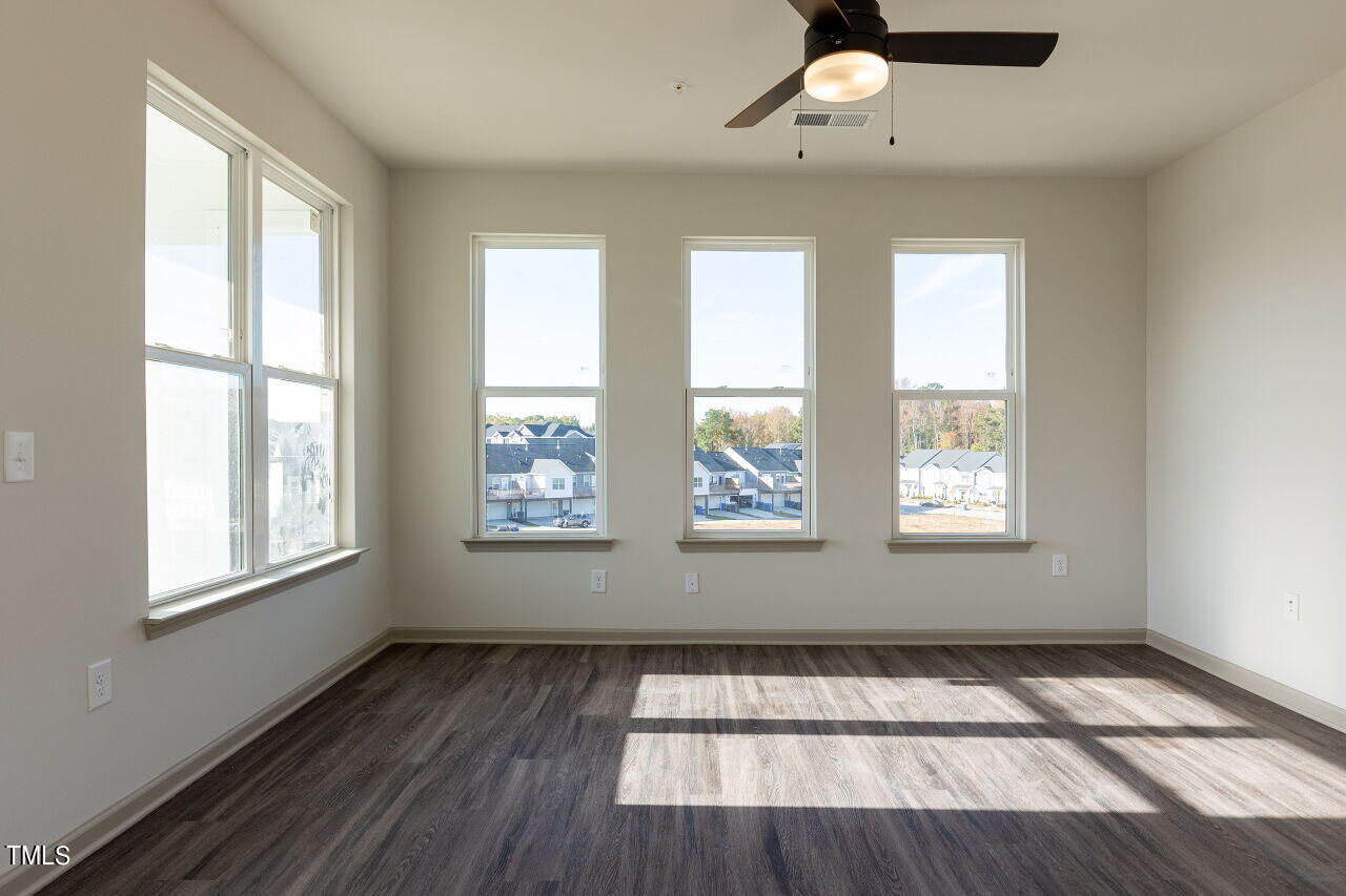 2314 Gathering Sq Court Property Photo 12