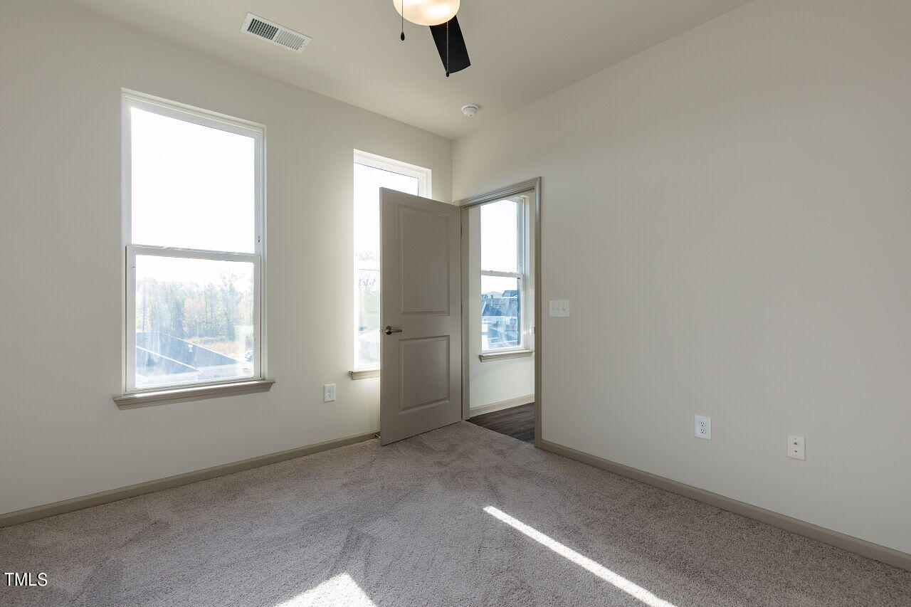 2314 Gathering Sq Court Property Photo 23