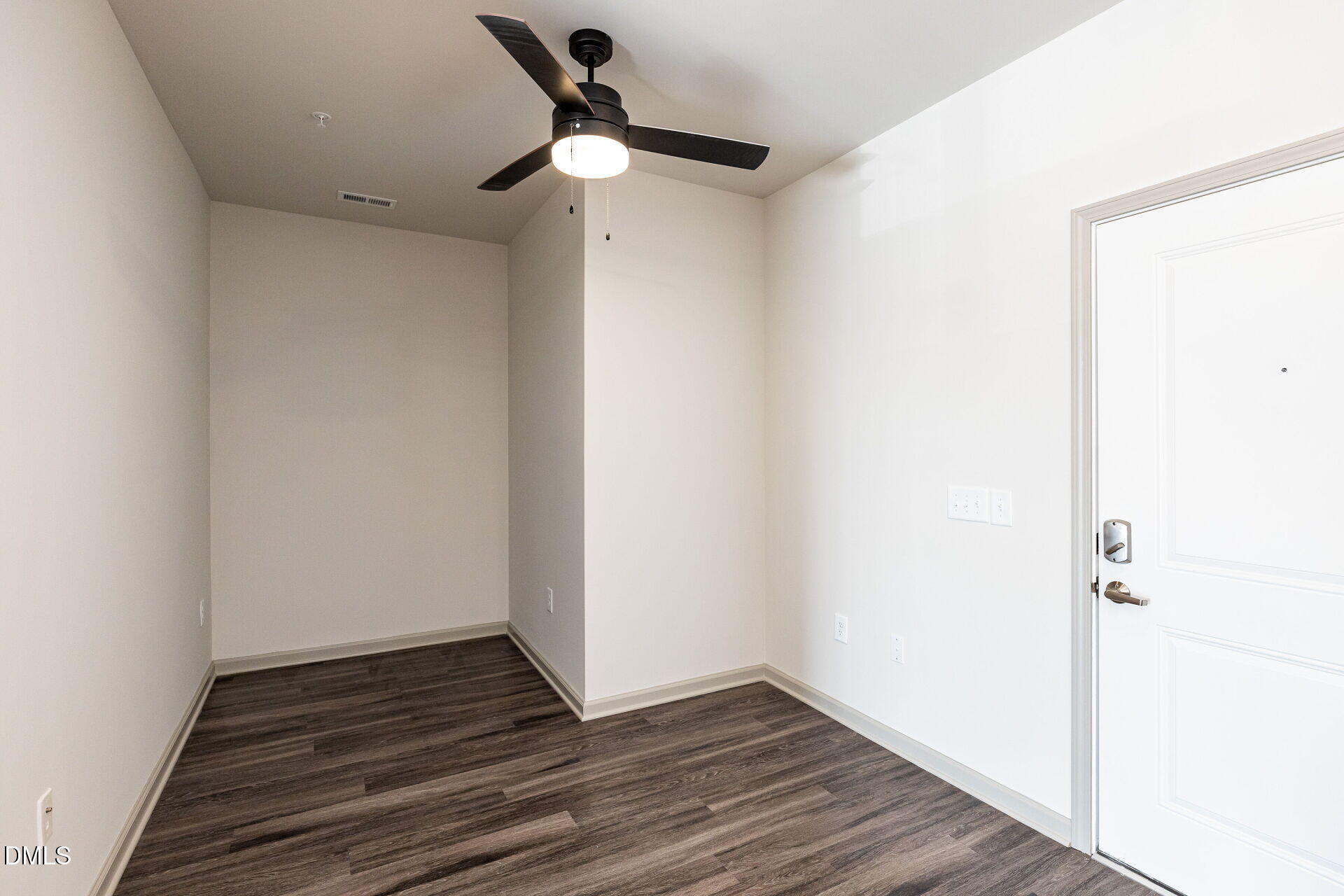 2425 Gathering Square Court Property Photo 10