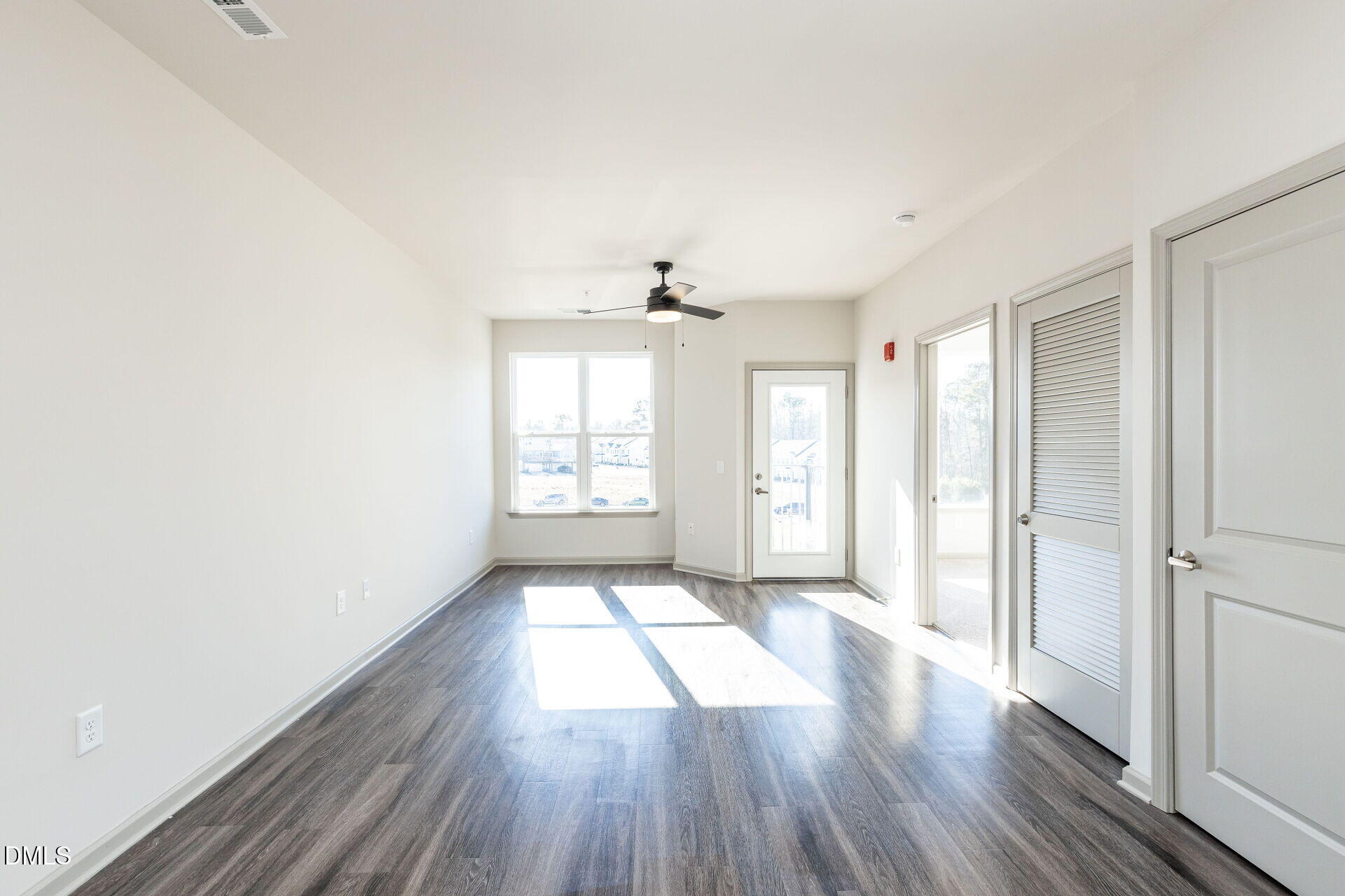 2425 Gathering Square Court Property Photo 15