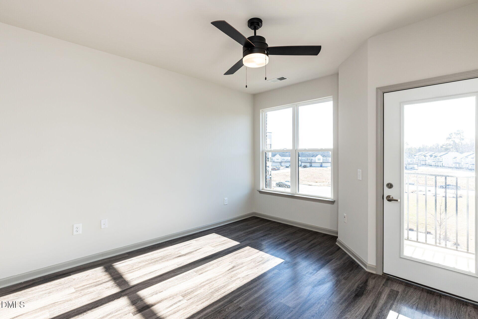 2425 Gathering Square Court Property Photo 17