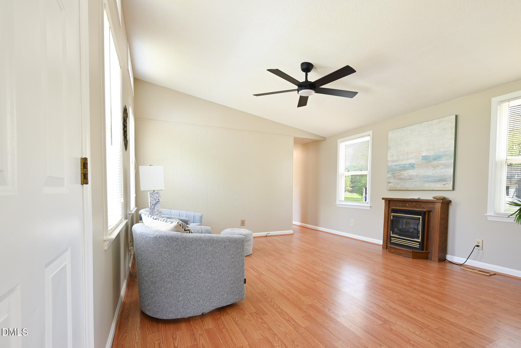 6026 Willett Road Property Photo 5