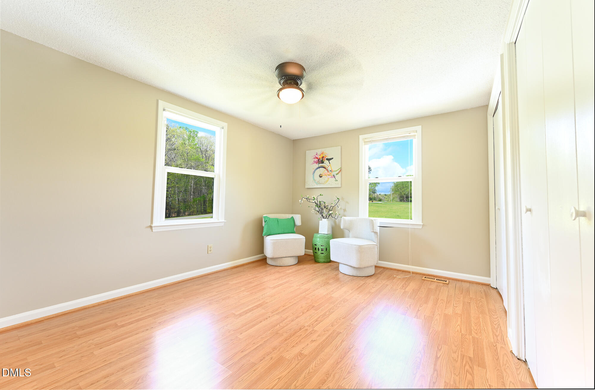 6026 Willett Road Property Photo 9