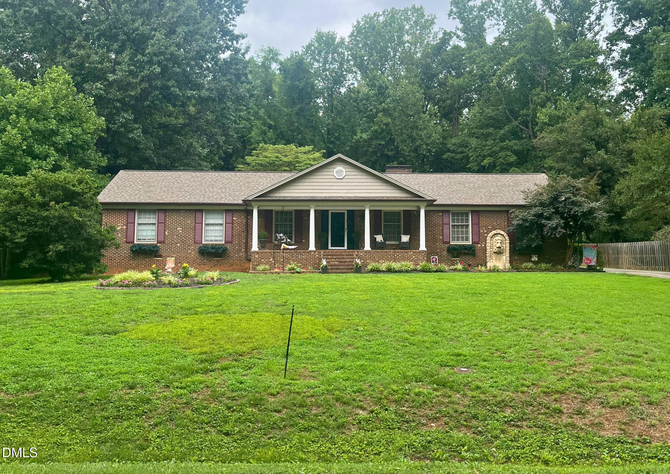 117 Forestview Drive Property Photo 1