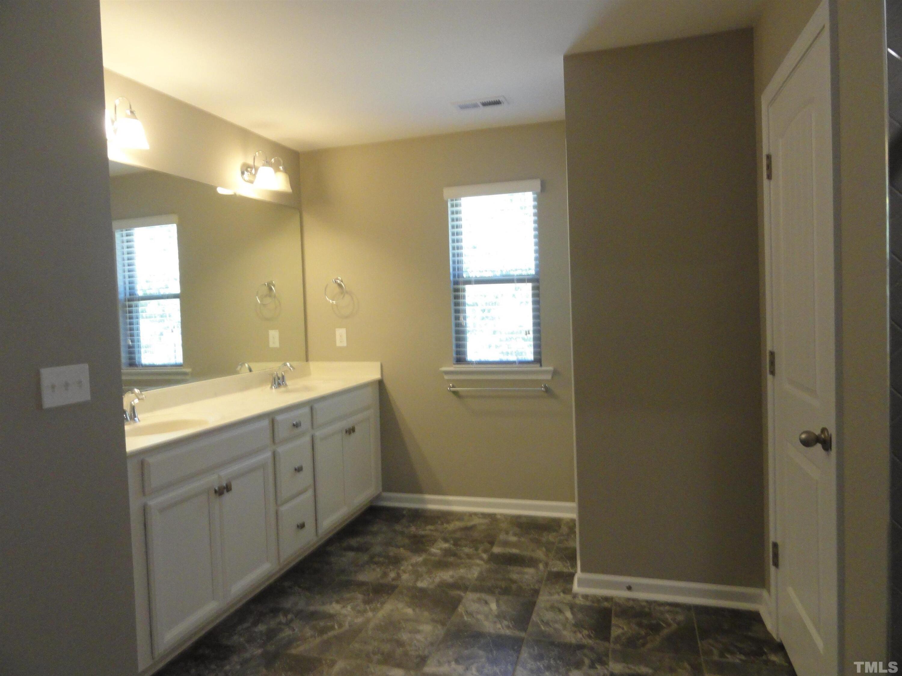 4013 Reunion Creek Parkway Property Photo 20