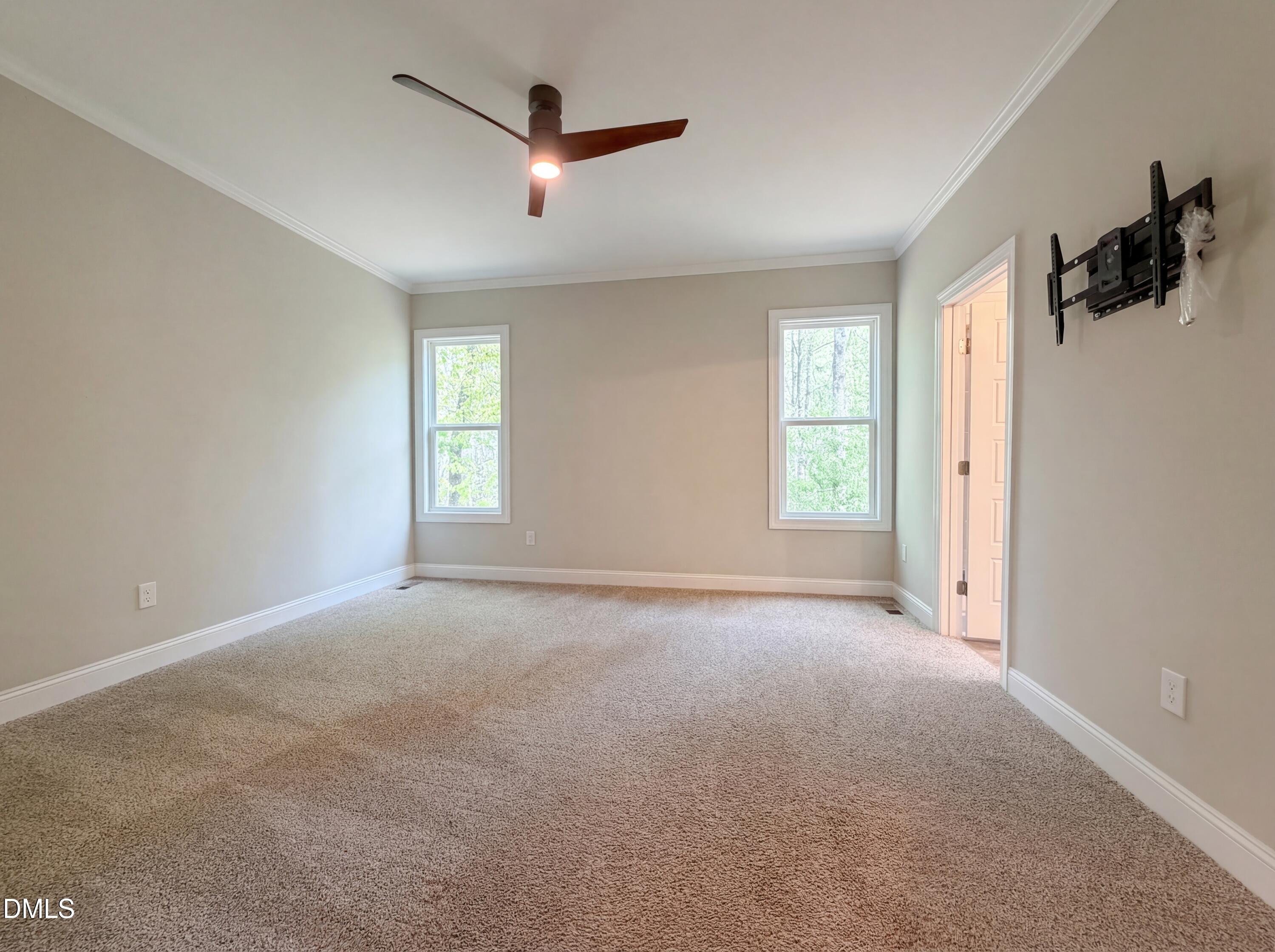 903 Long Avenue Property Photo 4