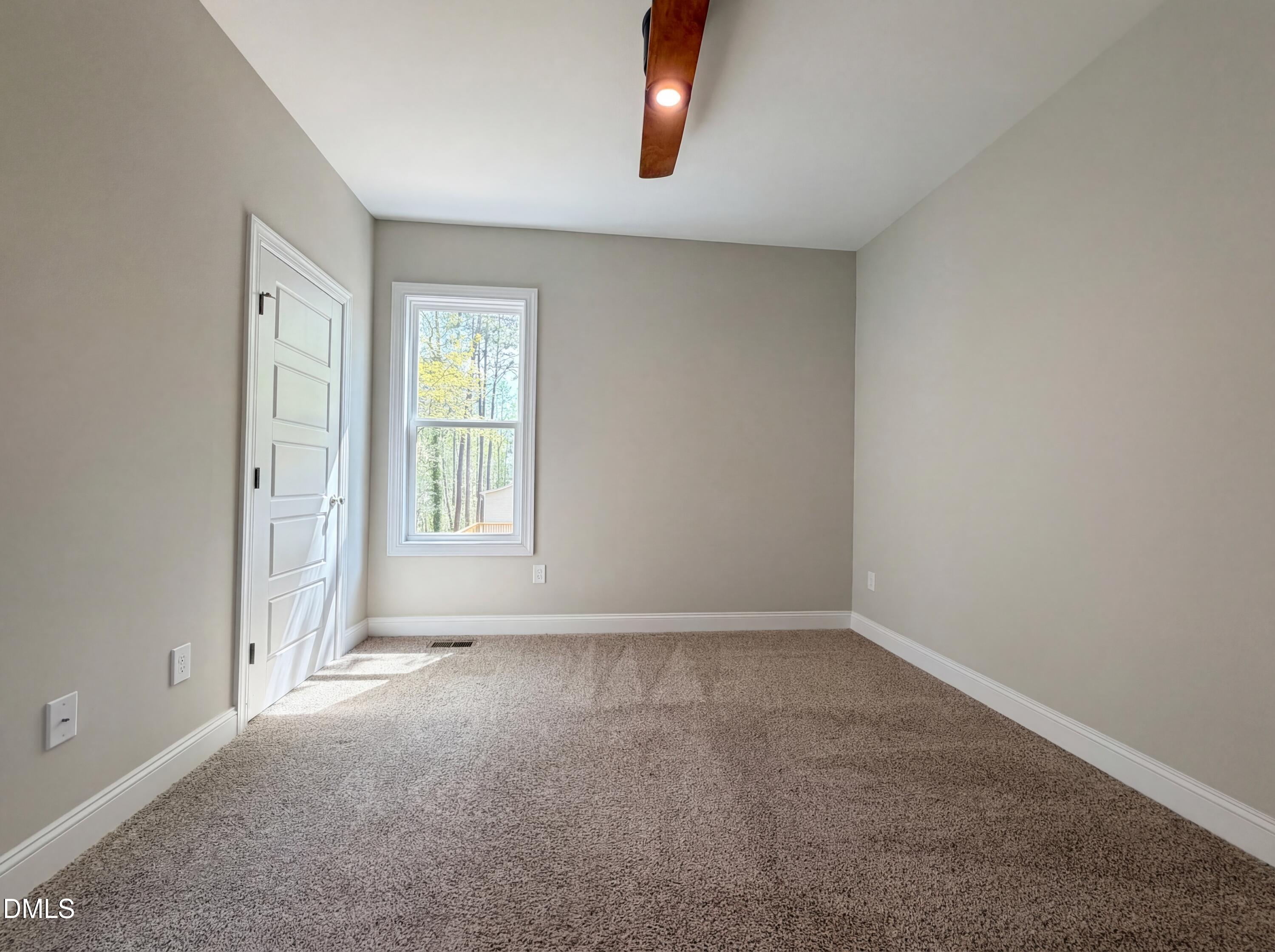 903 Long Avenue Property Photo 11
