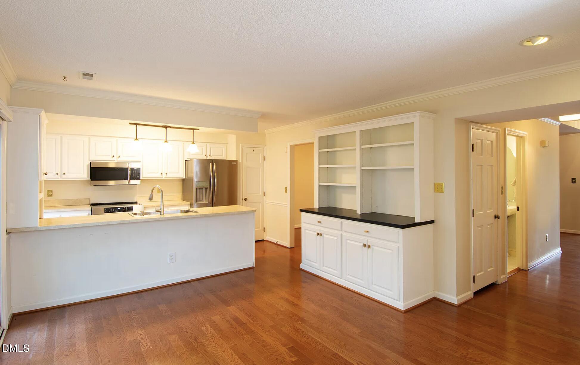 6403 Andsley Drive Property Photo 6