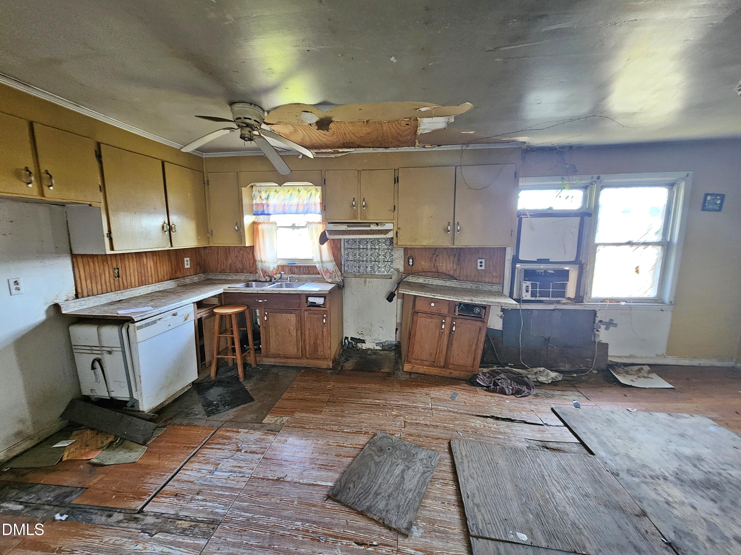 1729 Swamp Road Property Photo 13