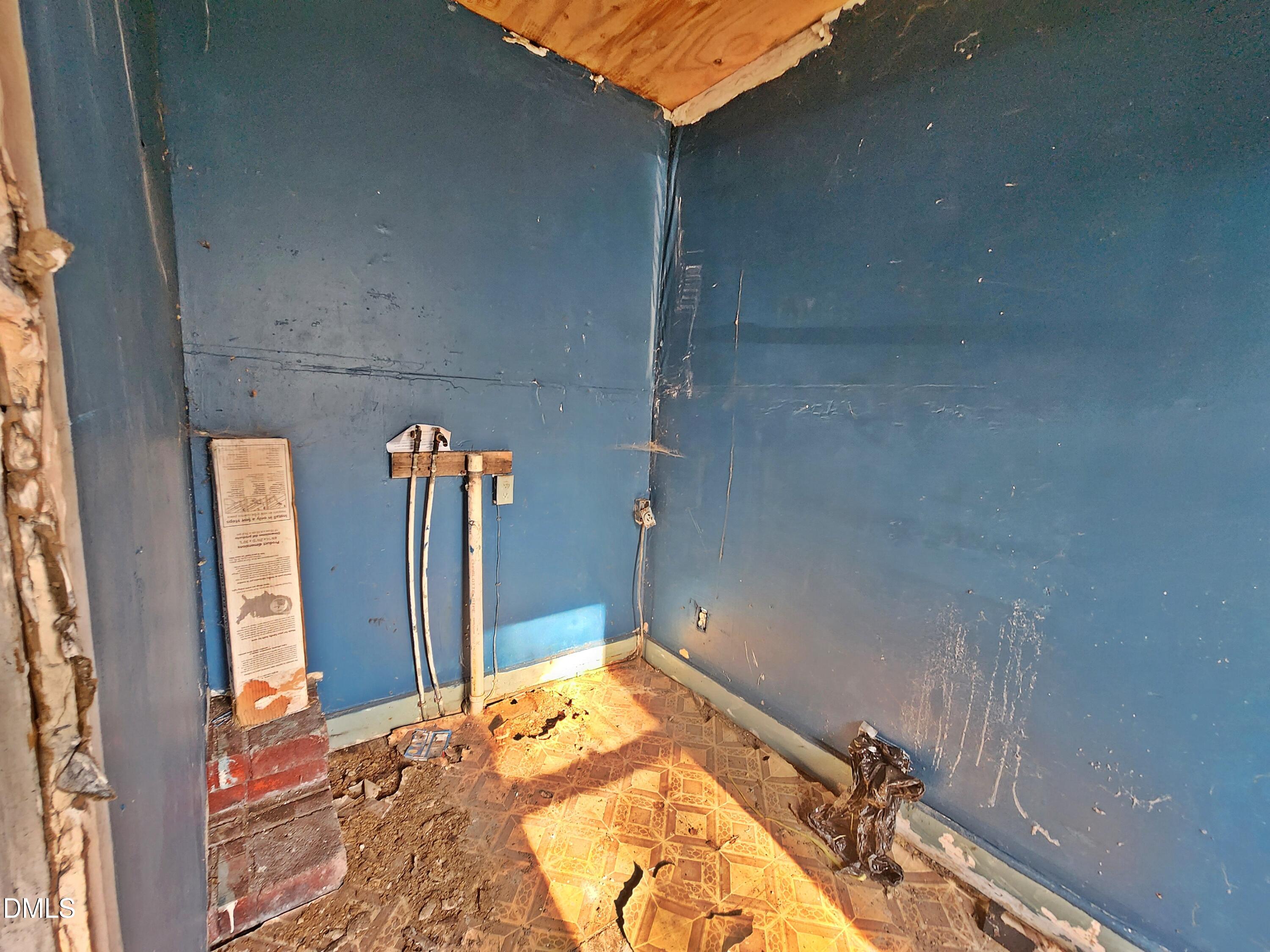 1729 Swamp Road Property Photo 15