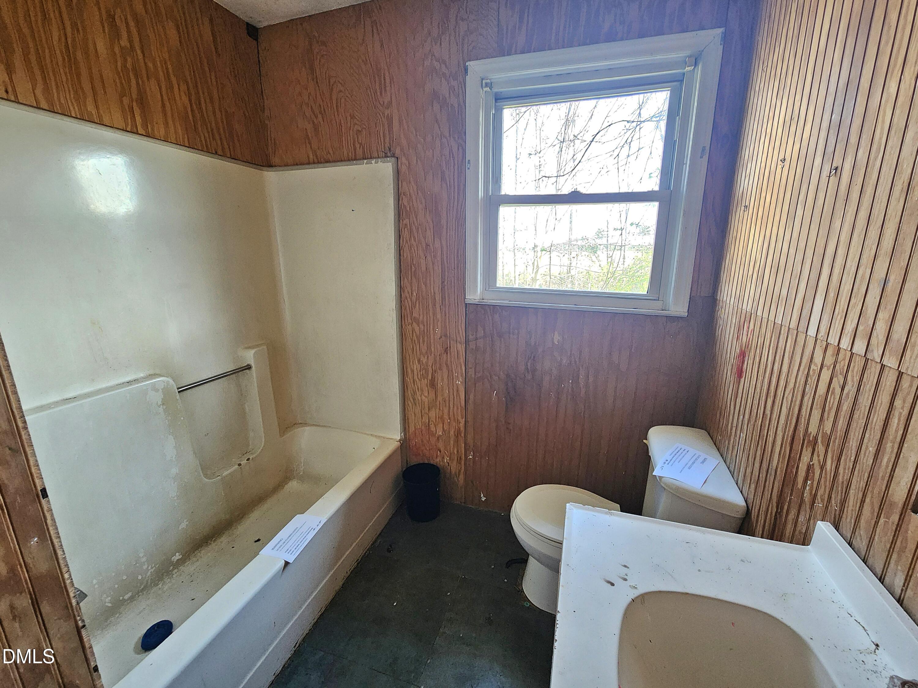 1729 Swamp Road Property Photo 16