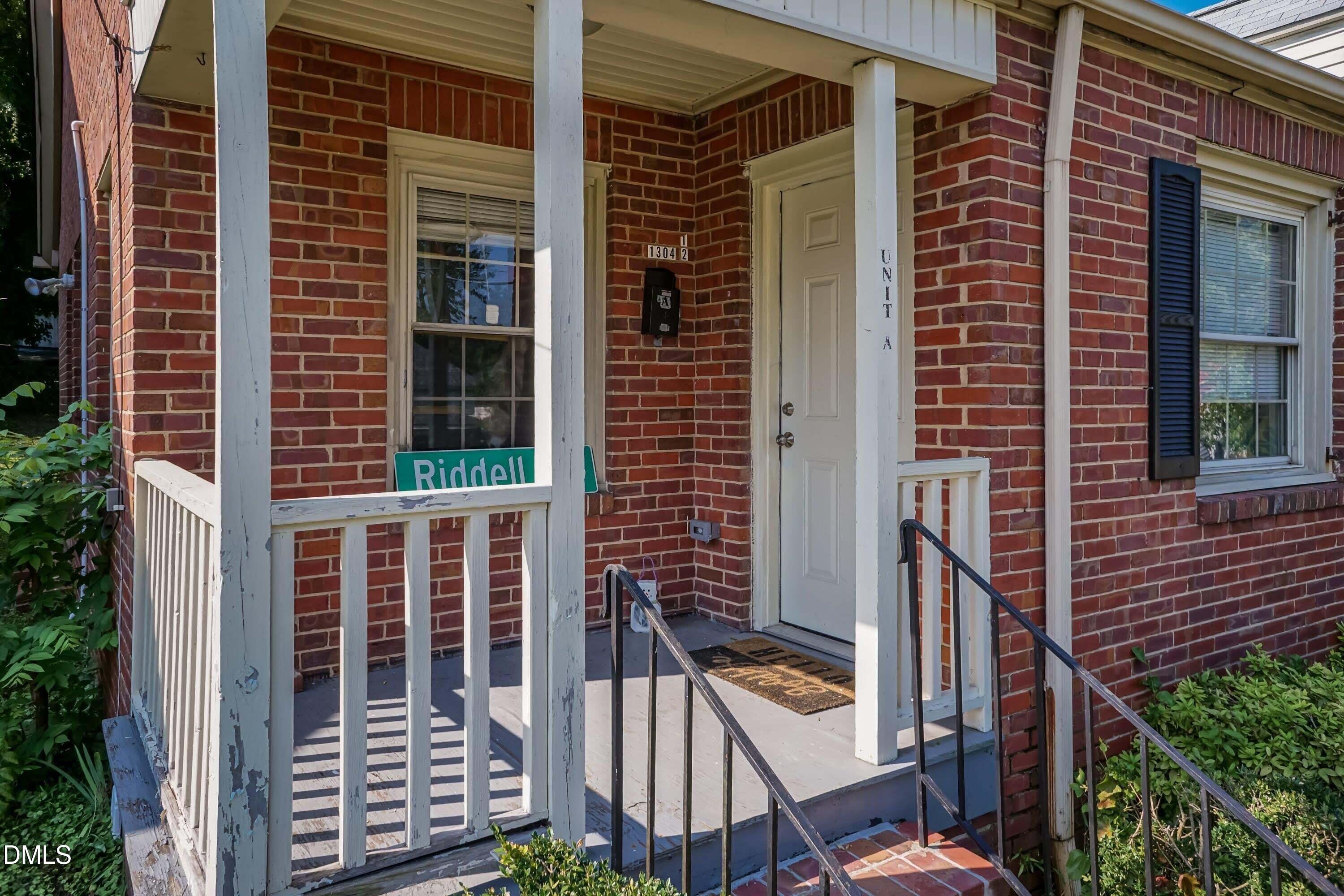 1304 Holloway Street Property Photo 6