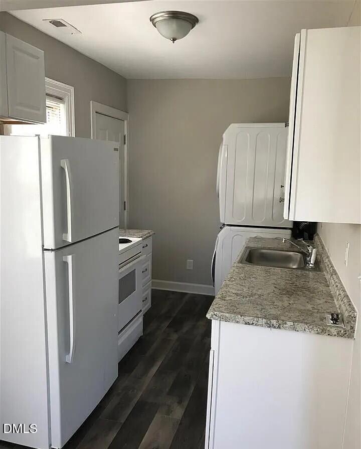 1304 Holloway Street Property Photo 10