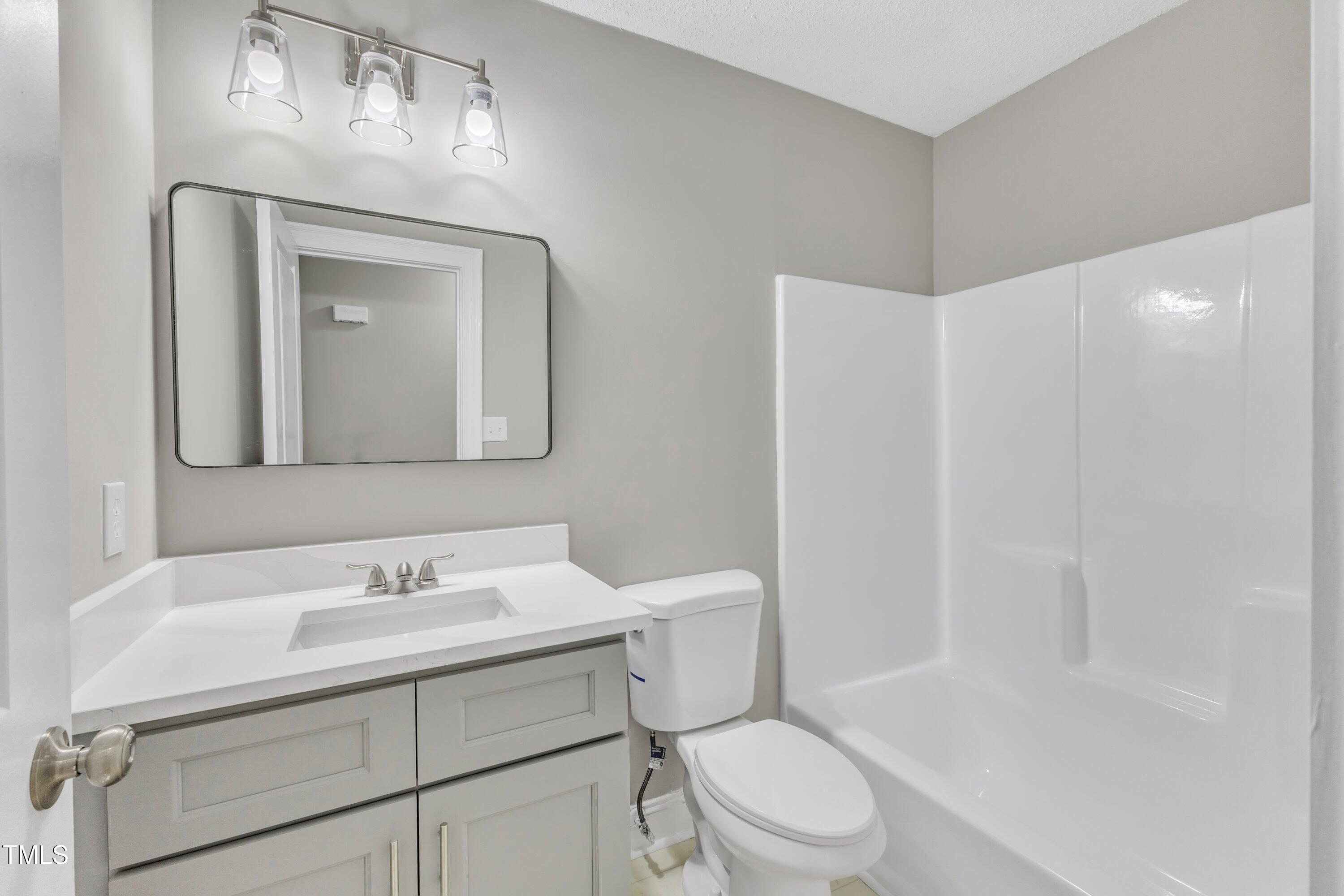 8201 Rhodes Road Property Photo 8