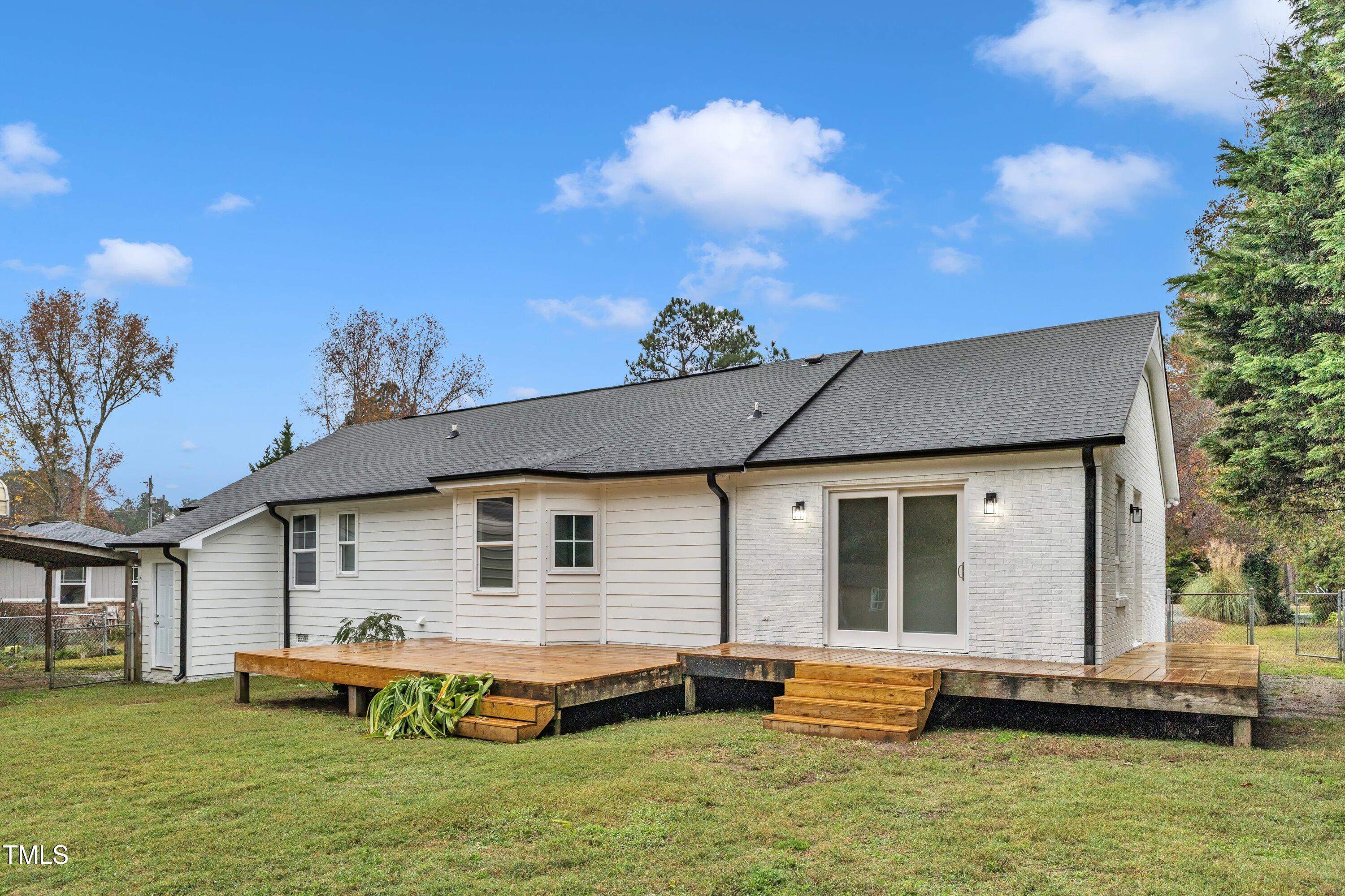 8201 Rhodes Road Property Photo 30