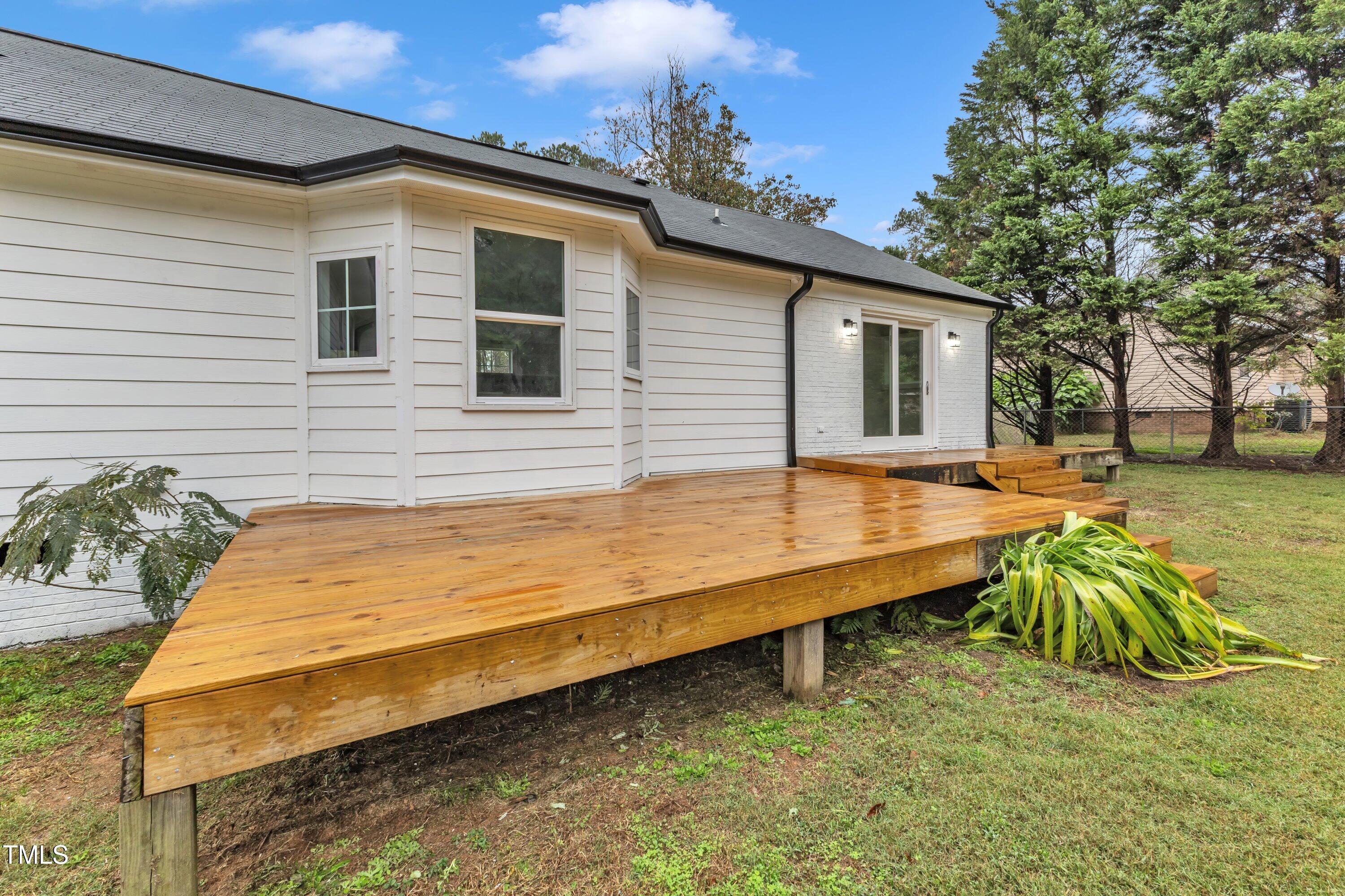8201 Rhodes Road Property Photo 32