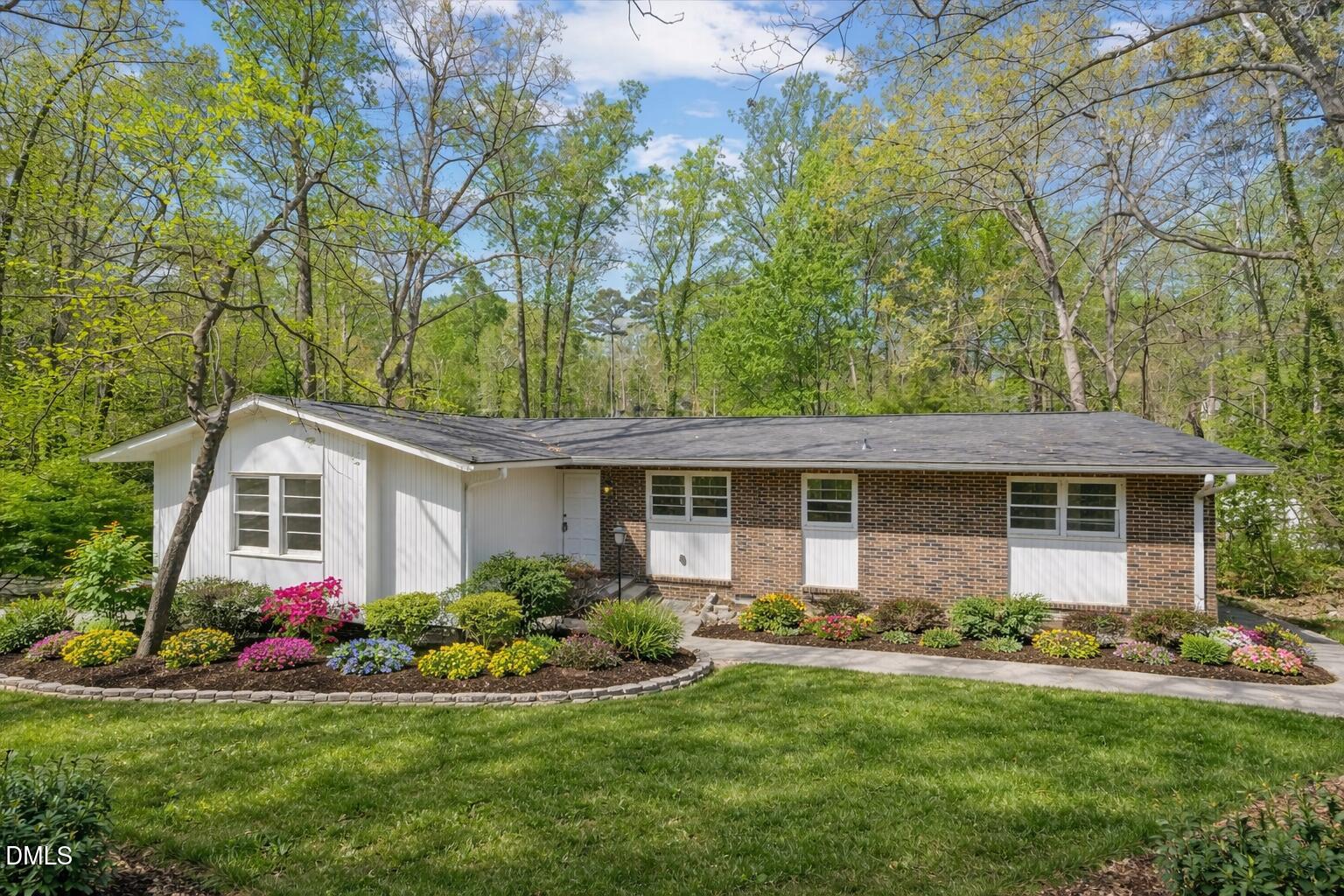 6709 Johnsdale Road Property Photo 1