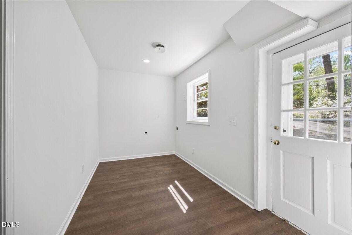 6709 Johnsdale Road Property Photo 15